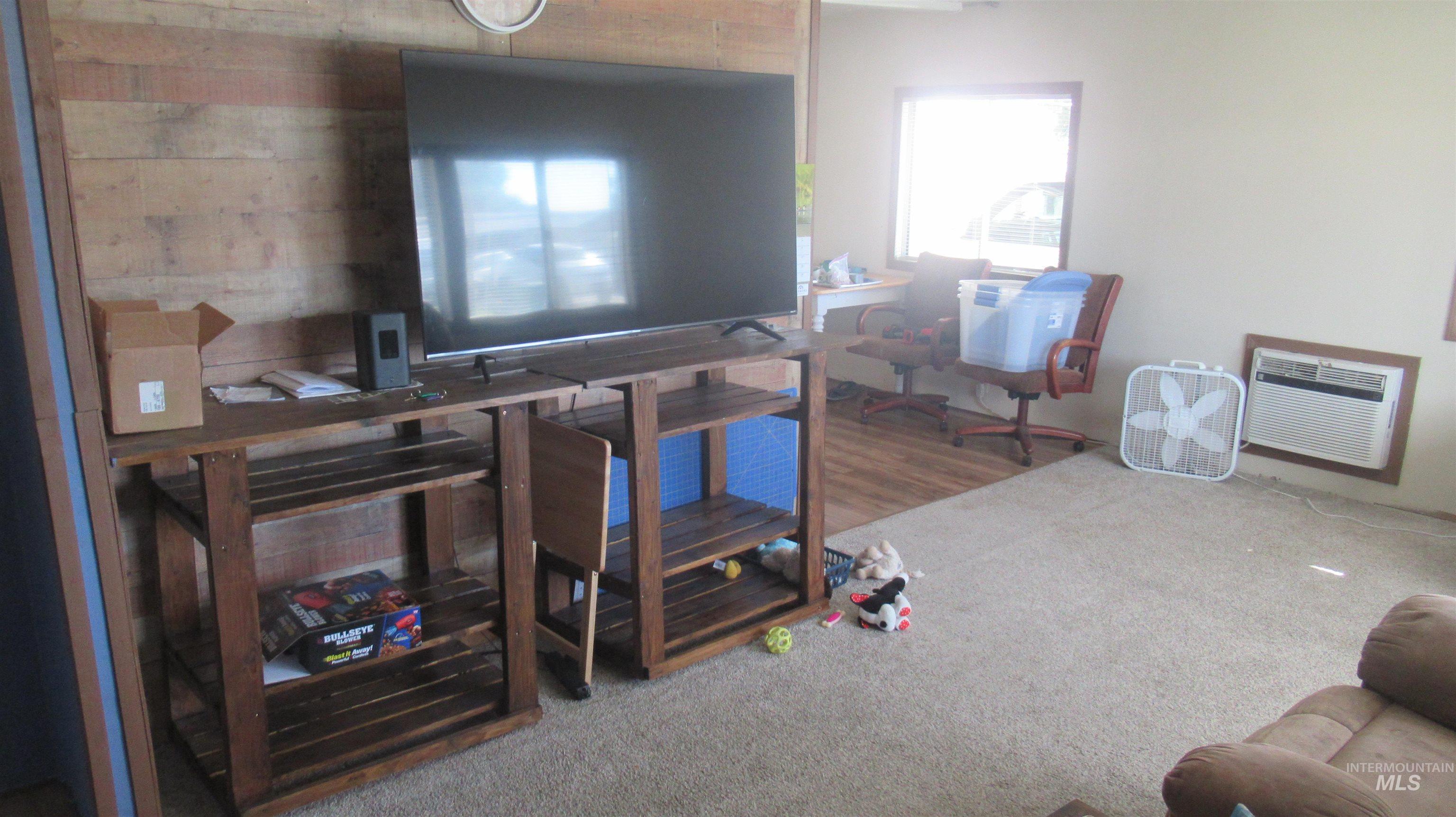 1109 W D, Vale, Oregon 97918, 2 Bedrooms, 1 Bathroom, Residential For Sale, Price $125,000,MLS 98999202