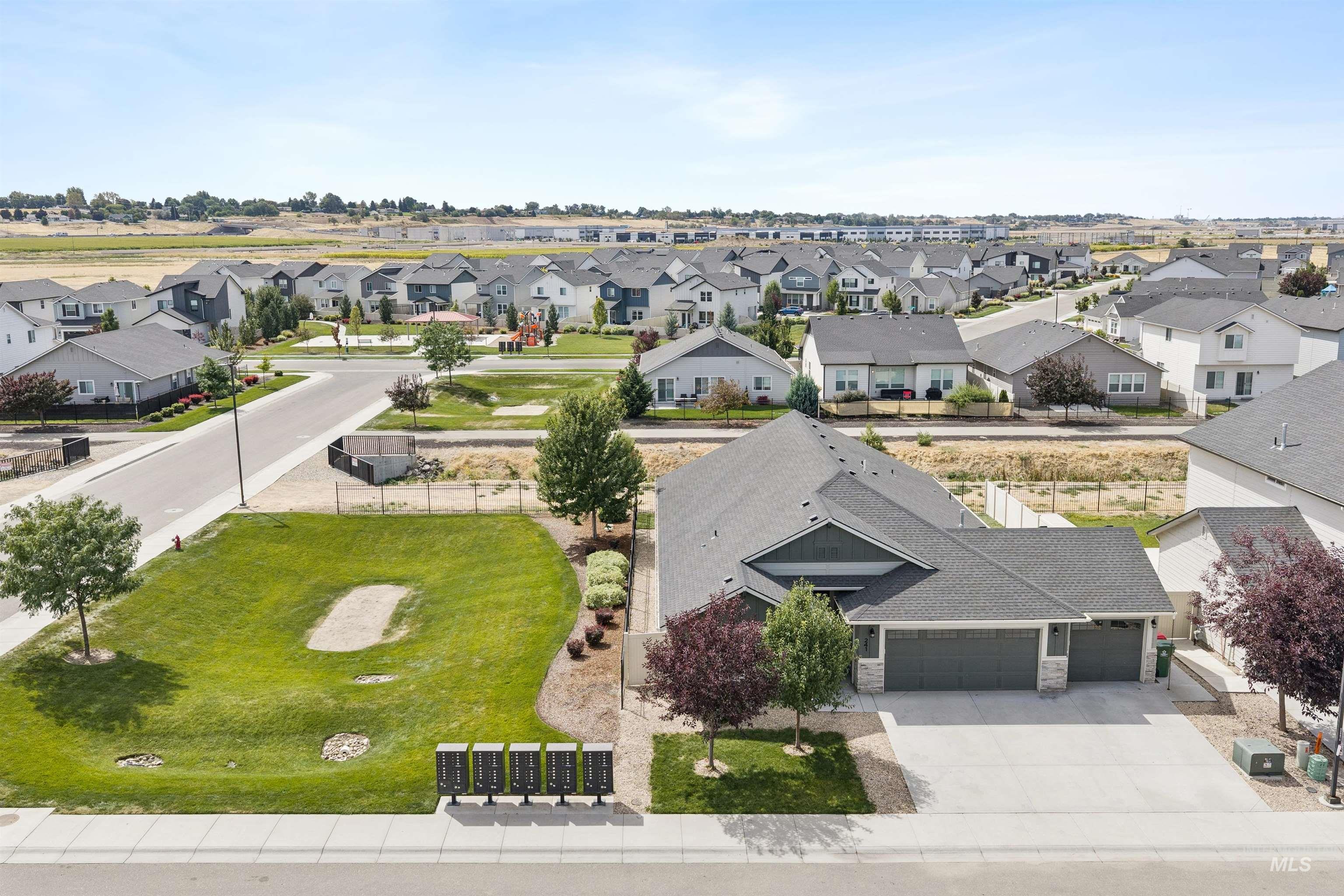 241 S Iceberg Lake Ave, Meridian, Idaho 83642, 4 Bedrooms, 2 Bathrooms, Residential For Sale, Price $539,900,MLS 98999207