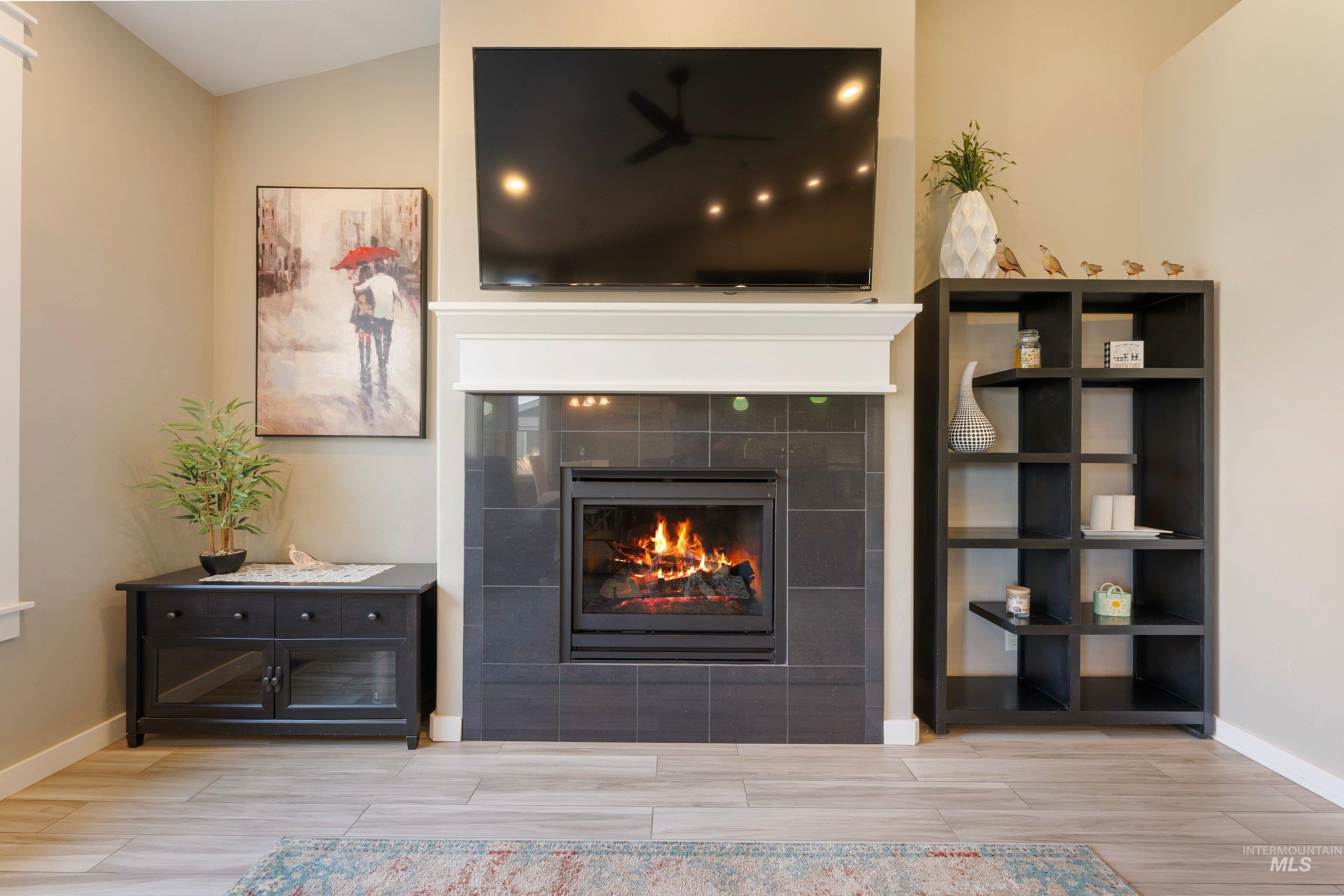 18887 N Summer Pl., Boise, Idaho 83714, 2 Bedrooms, 2 Bathrooms, Residential For Sale, Price $640,000,MLS 98999211