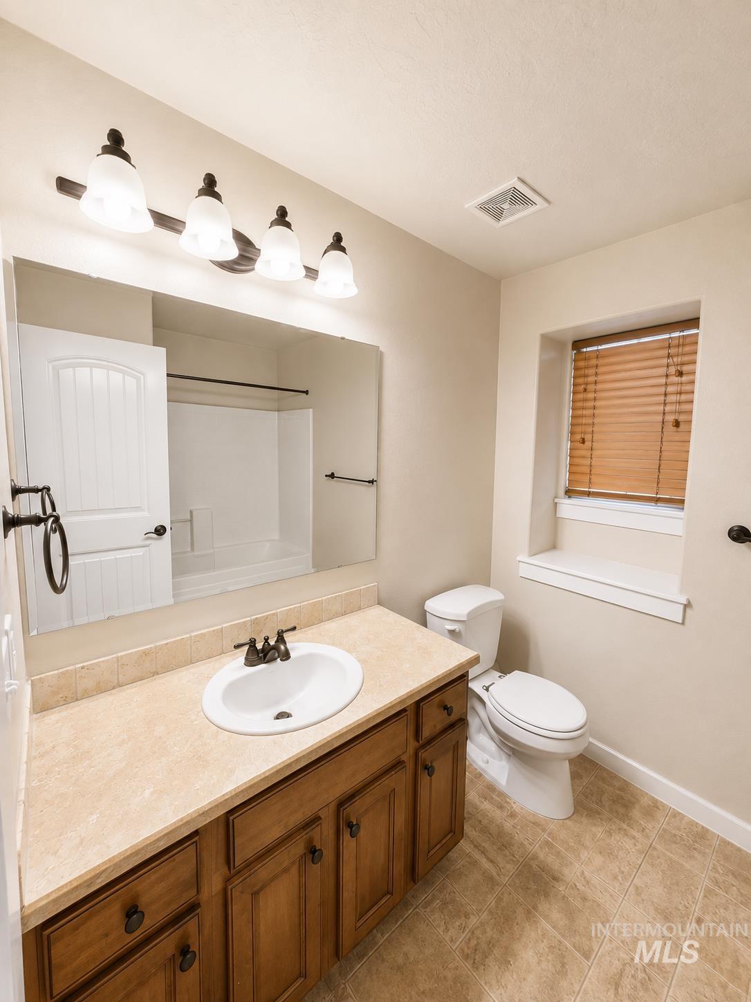 4971 E Geranium, Boise, Idaho 83716, 4 Bedrooms, 2.5 Bathrooms, Residential For Sale, Price $539,000,MLS 98999212