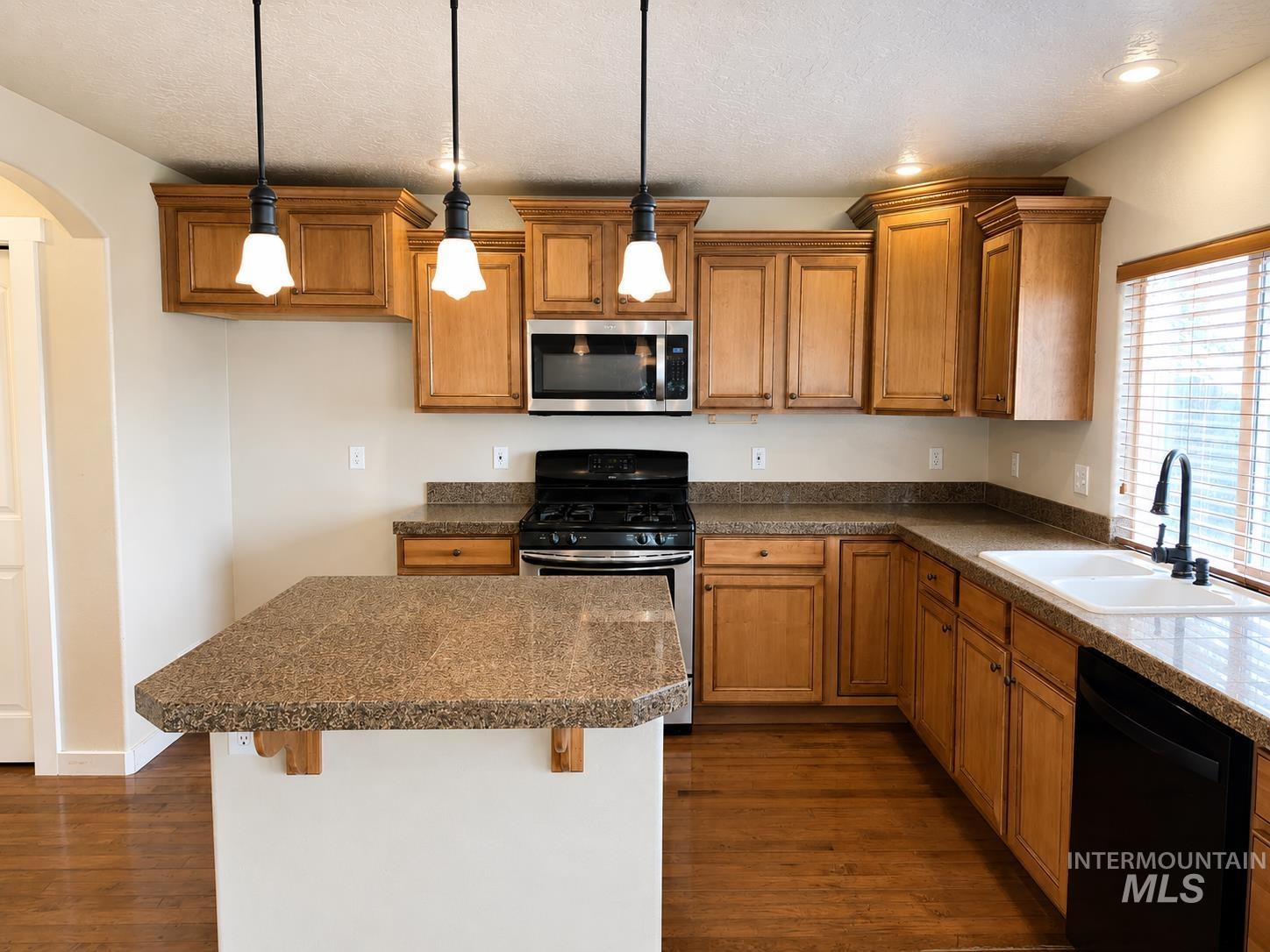4971 E Geranium, Boise, Idaho 83716, 4 Bedrooms, 2.5 Bathrooms, Residential For Sale, Price $539,000,MLS 98999212