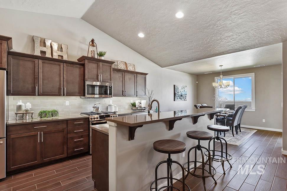 2052 Sugar Maple Ave., Middleton, Idaho 83644, 4 Bedrooms, 3 Bathrooms, Residential For Sale, Price $524,990,MLS 98999213
