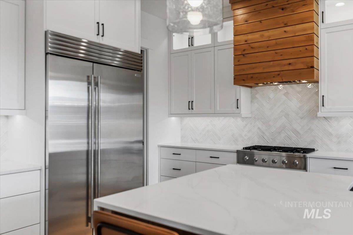 6873 Campolina Way, Star, Idaho 83669, 4 Bedrooms, 3.5 Bathrooms, Residential For Sale, Price $949,900,MLS 98999217