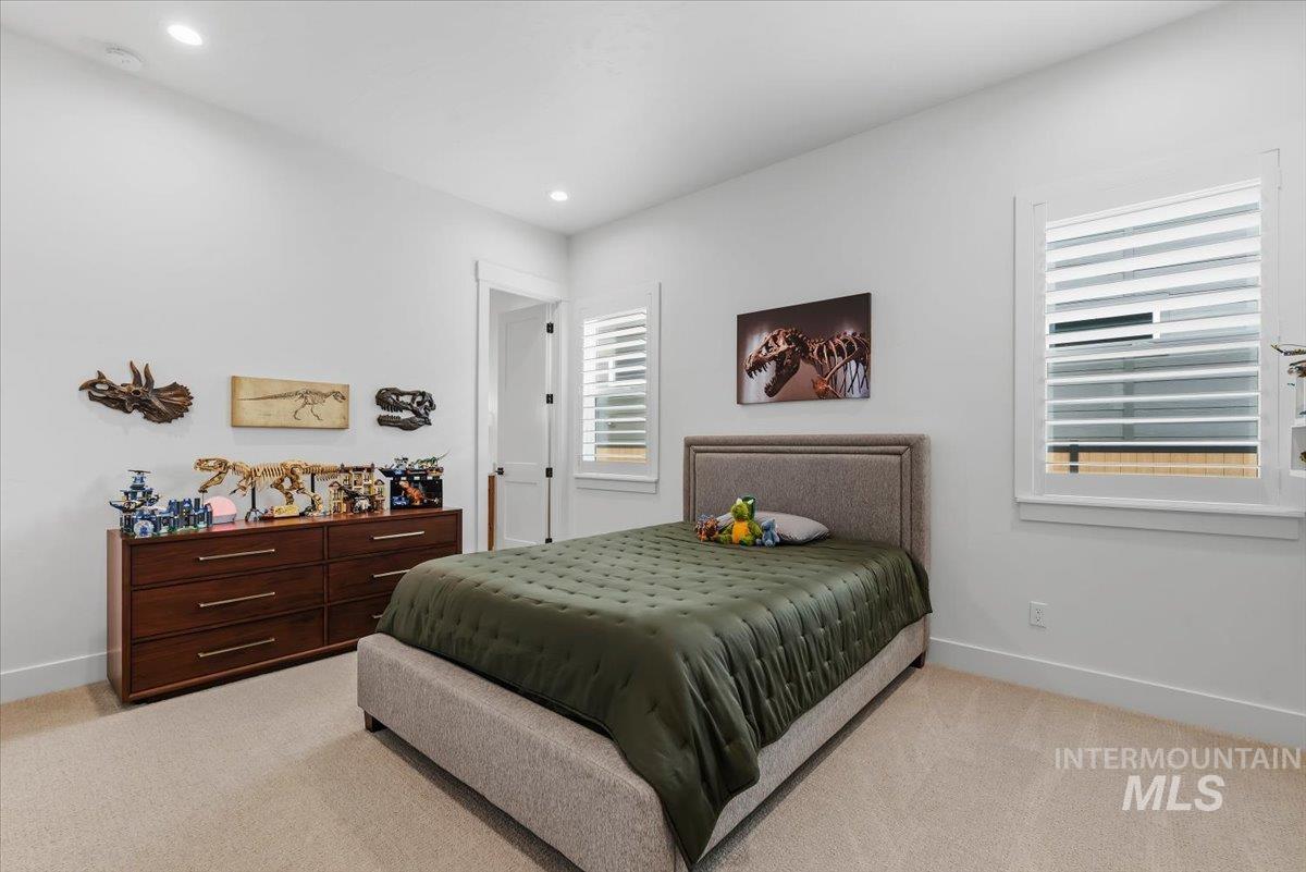 6873 Campolina Way, Star, Idaho 83669, 4 Bedrooms, 3.5 Bathrooms, Residential For Sale, Price $949,900,MLS 98999217