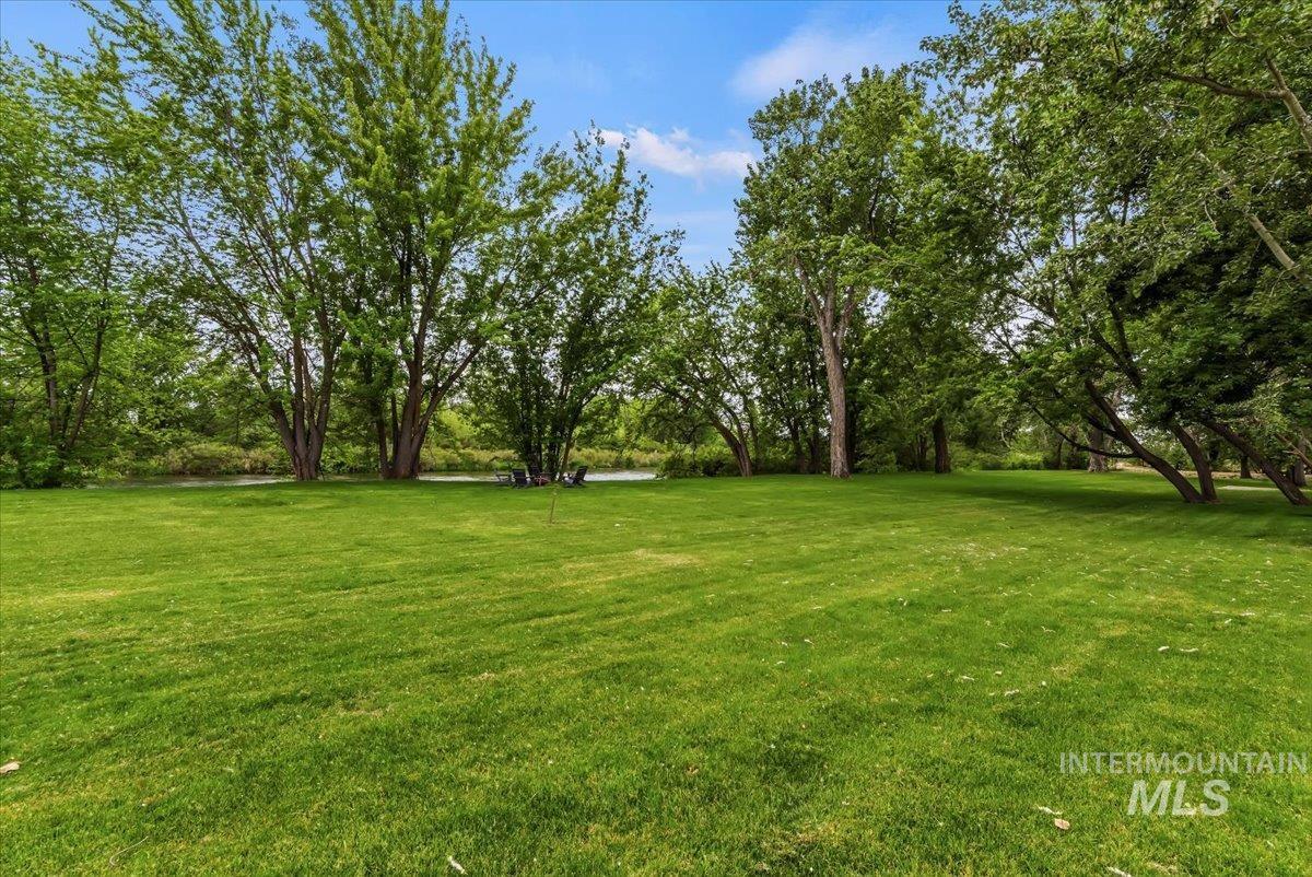 6873 Campolina Way, Star, Idaho 83669, 4 Bedrooms, 3.5 Bathrooms, Residential For Sale, Price $949,900,MLS 98999217