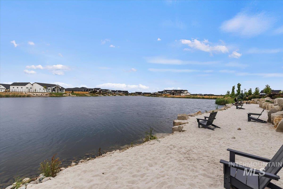 6873 Campolina Way, Star, Idaho 83669, 4 Bedrooms, 3.5 Bathrooms, Residential For Sale, Price $949,900,MLS 98999217