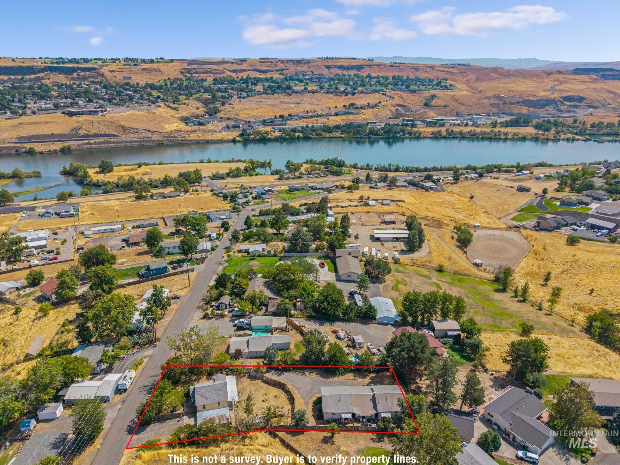1069 Post Lane, Clarkston, Washington 99403, 2 Bedrooms, 1 Bathroom, Residential For Sale, Price $550,000,MLS 98999221