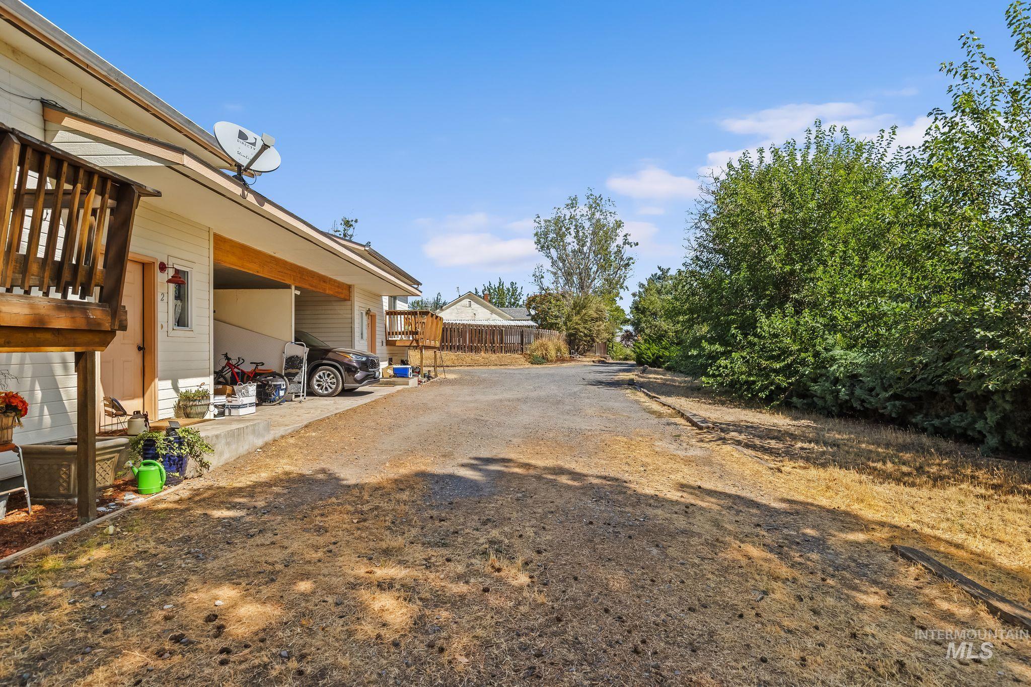 1071 Post Lane, Clarkston, Washington 99403, 2 Bedrooms, 1.5 Bathrooms, Residential Income For Sale, Price $550,000, 98999222