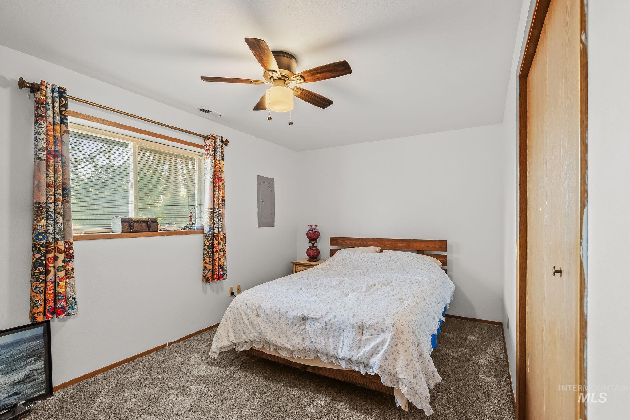 1071 Post Lane, Clarkston, Washington 99403, 2 Bedrooms, 1.5 Bathrooms, Residential Income For Sale, Price $550,000, 98999222