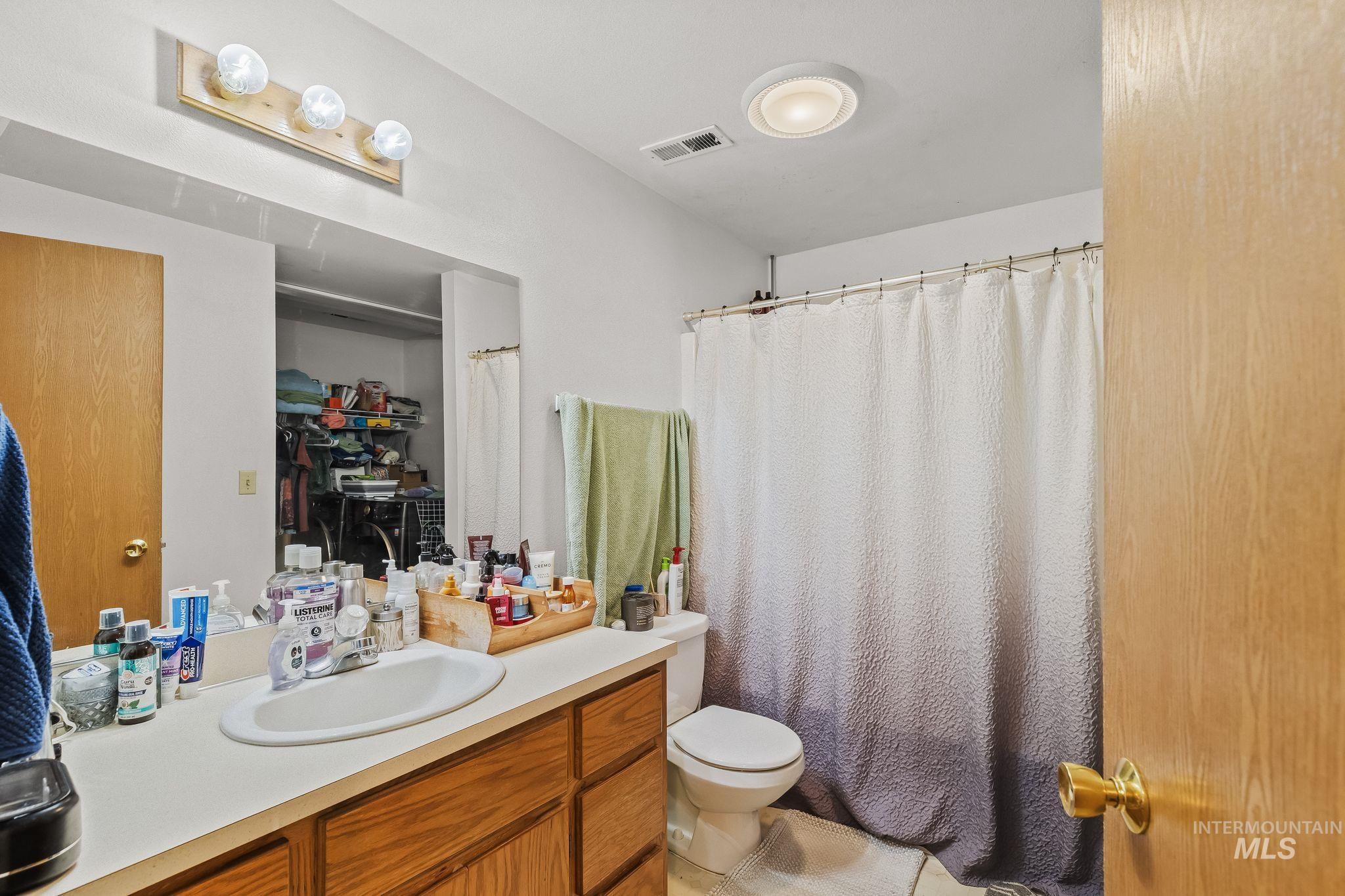 1071 Post Lane, Clarkston, Washington 99403, 2 Bedrooms, 1.5 Bathrooms, Residential Income For Sale, Price $550,000, 98999222