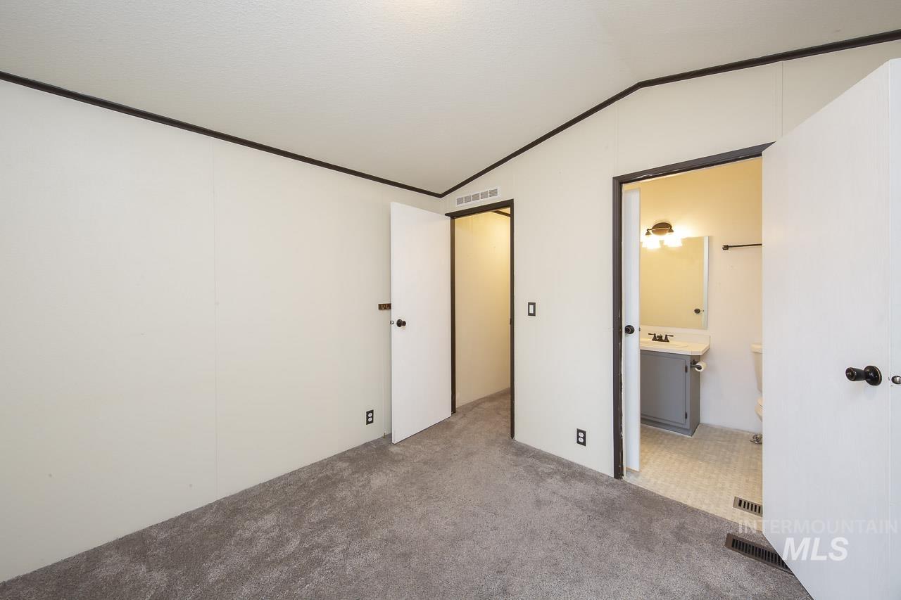 117 Joliet Street, Caldwell, Idaho 83605, 3 Bedrooms, 2 Bathrooms, Residential For Sale, Price $254,900,MLS 98999223