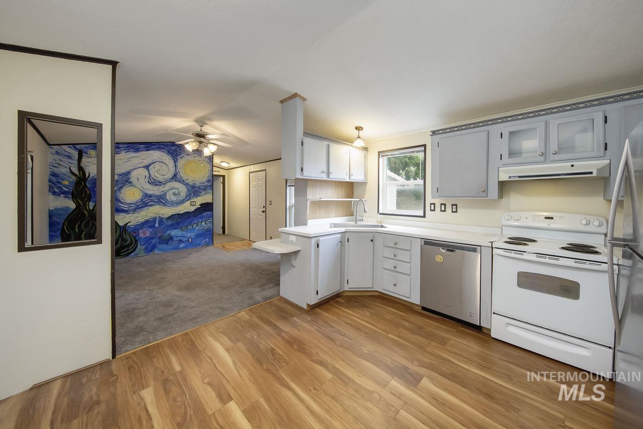 117 Joliet Street, Caldwell, Idaho 83605, 3 Bedrooms, 2 Bathrooms, Residential For Sale, Price $254,900,MLS 98999223