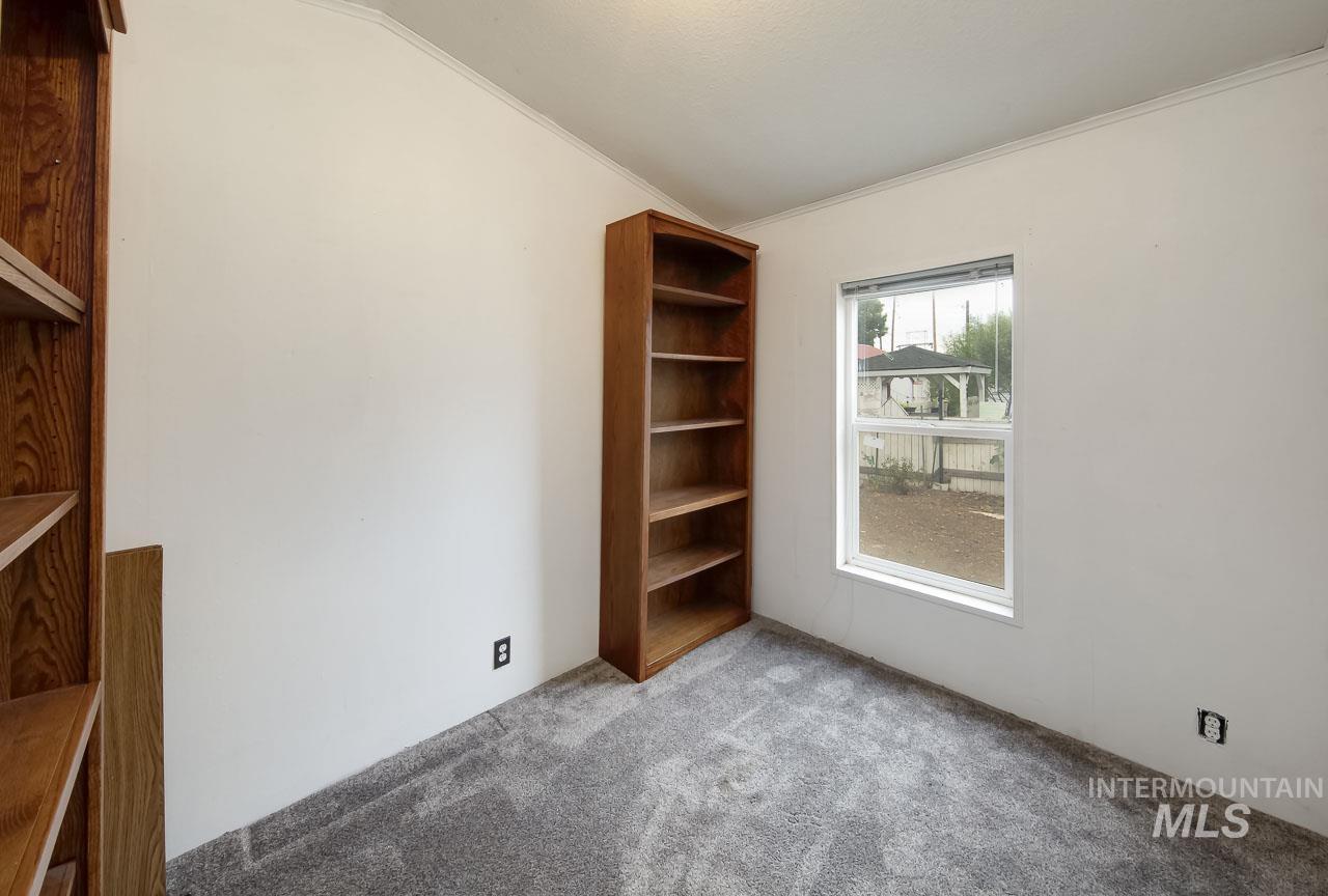 117 Joliet Street, Caldwell, Idaho 83605, 3 Bedrooms, 2 Bathrooms, Residential For Sale, Price $254,900,MLS 98999223