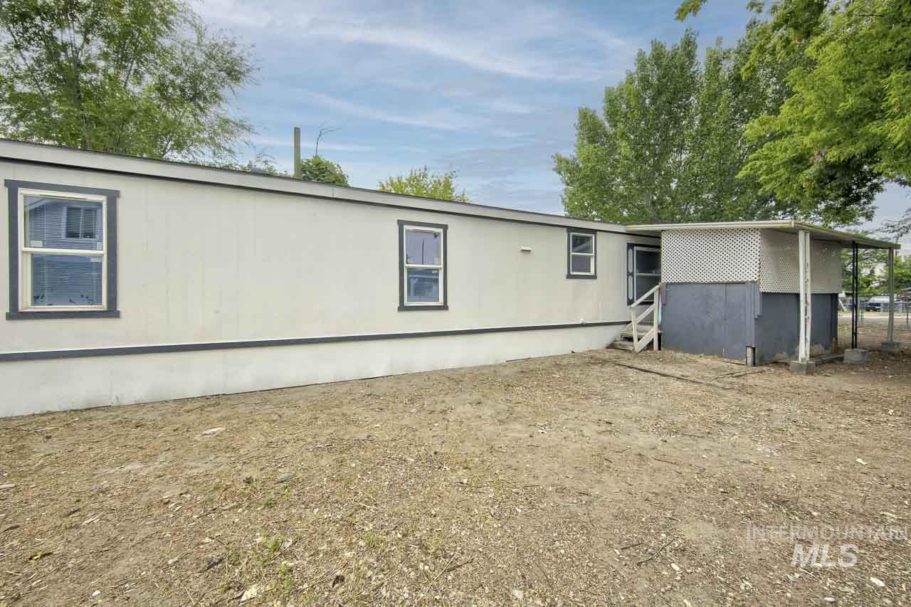117 Joliet Street, Caldwell, Idaho 83605, 3 Bedrooms, 2 Bathrooms, Residential For Sale, Price $254,900,MLS 98999223