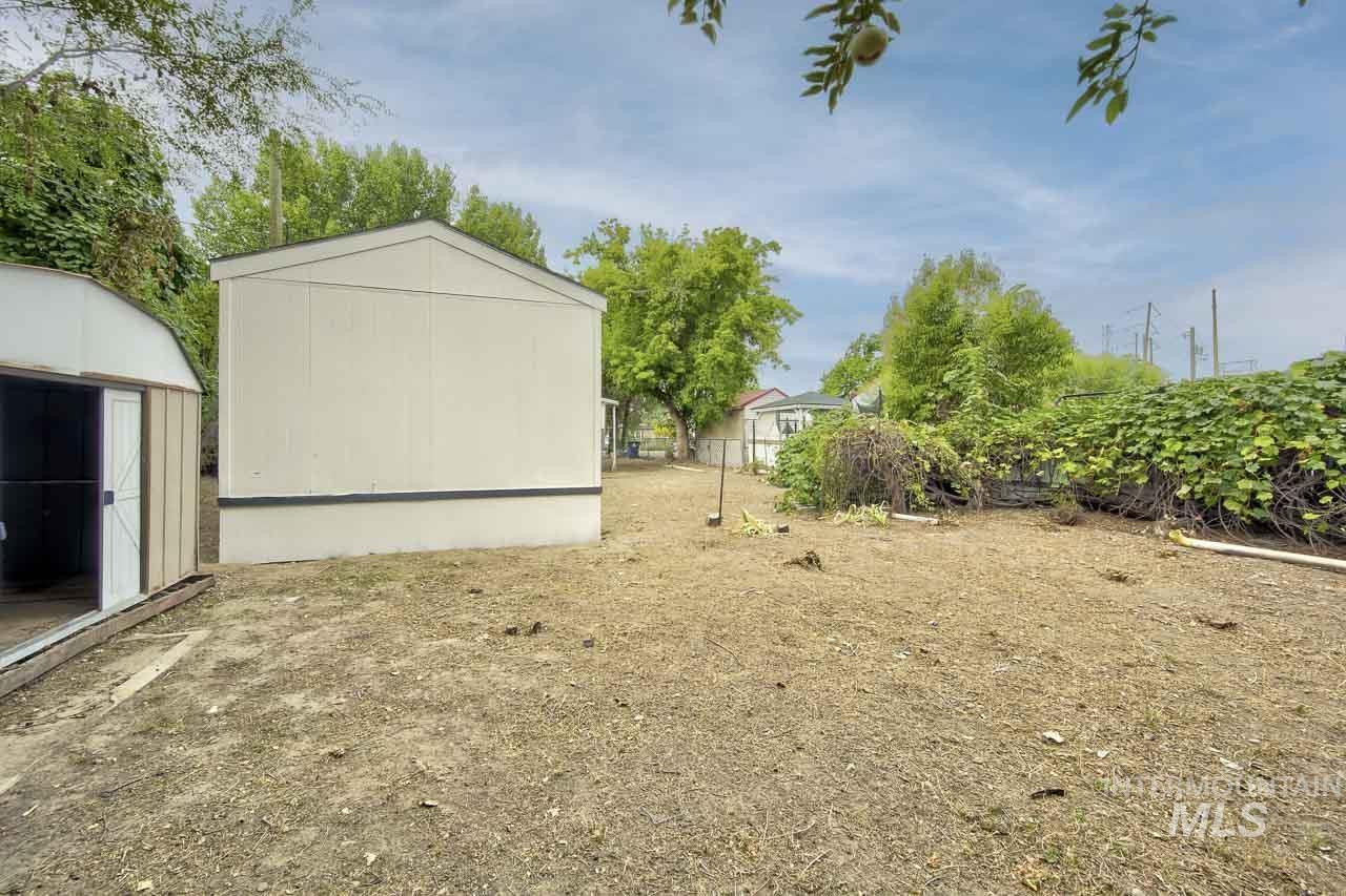 117 Joliet Street, Caldwell, Idaho 83605, 3 Bedrooms, 2 Bathrooms, Residential For Sale, Price $254,900,MLS 98999223