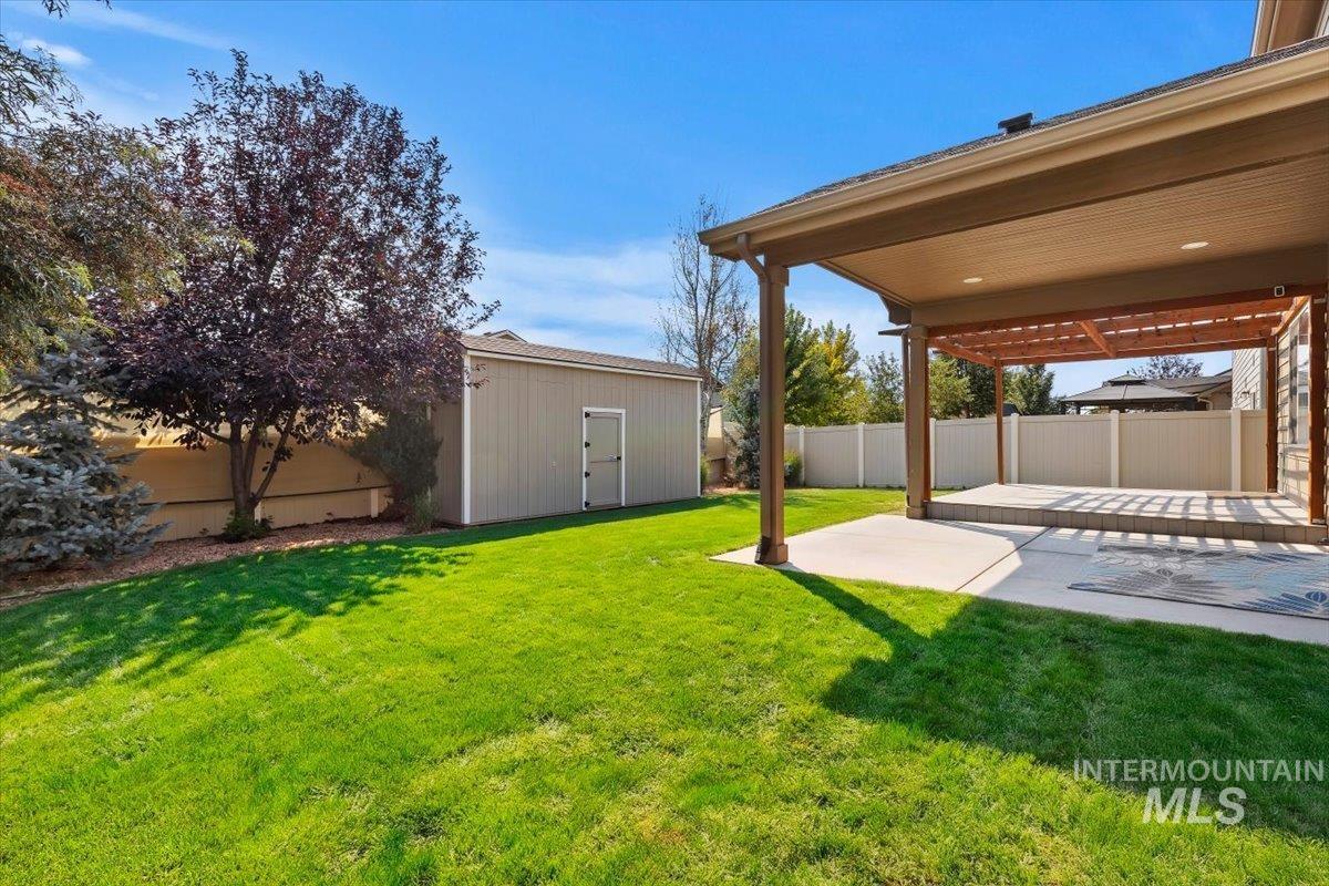 6671 E Black Gold St, Boise, Idaho 83716, 4 Bedrooms, 2.5 Bathrooms, Residential For Sale, Price $674,900,MLS 98999226