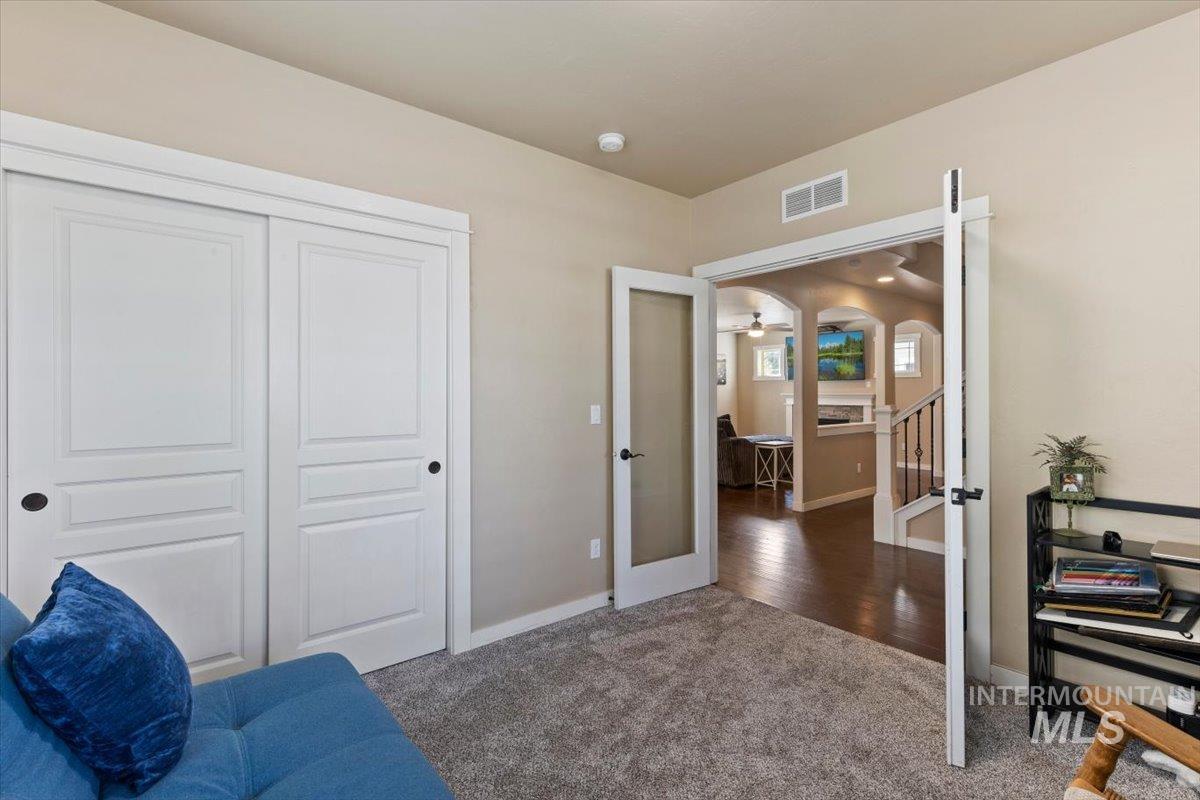 6671 E Black Gold St, Boise, Idaho 83716, 4 Bedrooms, 2.5 Bathrooms, Residential For Sale, Price $674,900,MLS 98999226