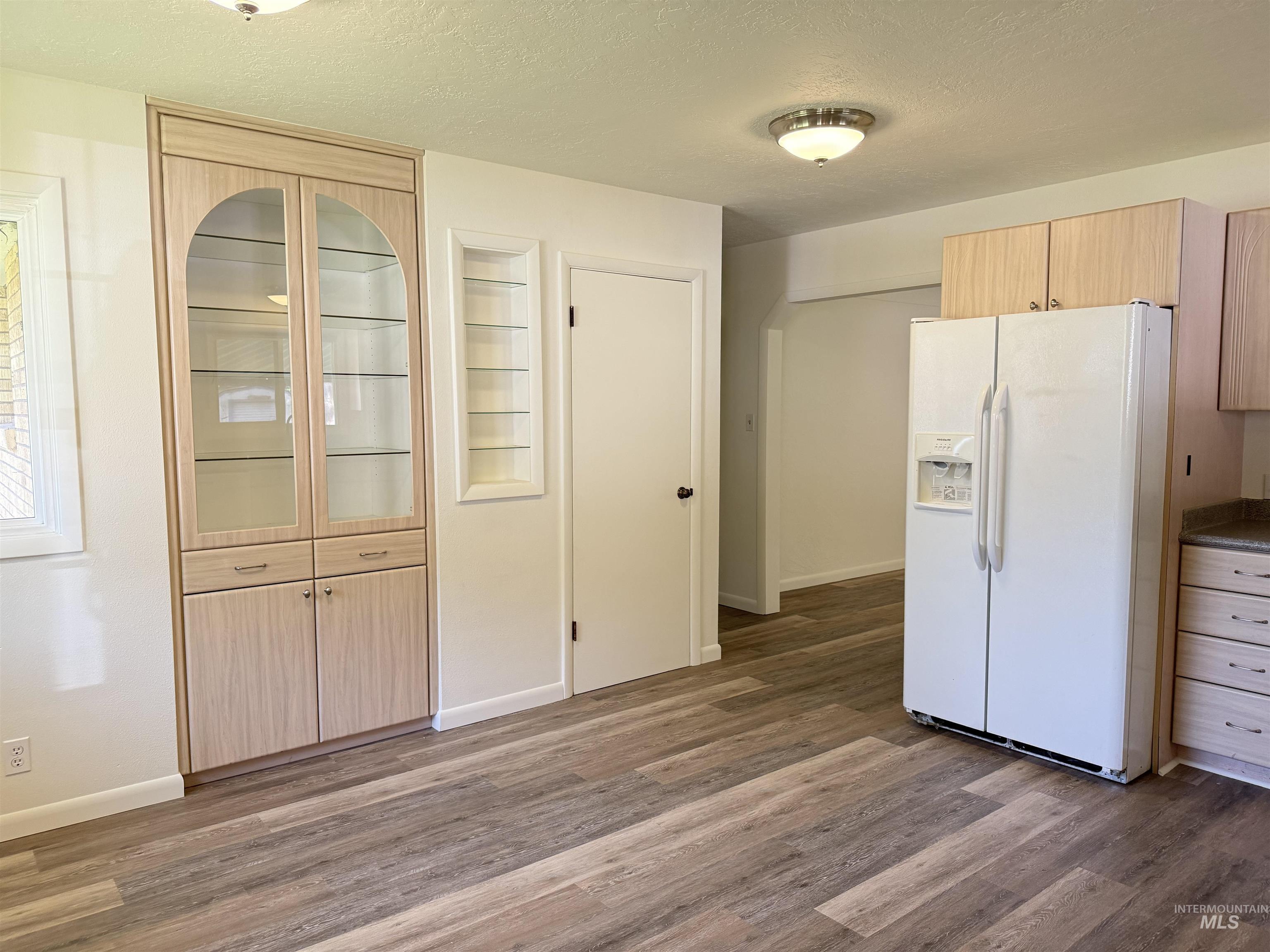 2023 Falls Ave E, Twin Falls, Idaho 83301, 3 Bedrooms, 2 Bathrooms, Residential For Sale, Price $399,500,MLS 98999228