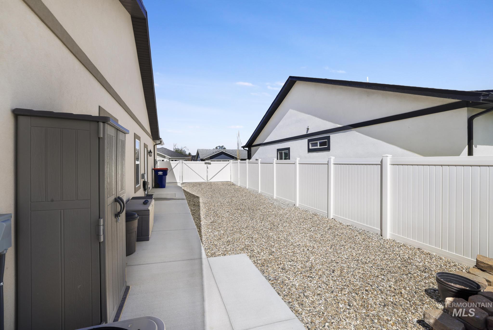 1353a Shelbi Street, Twin Falls, Idaho 83301, 3 Bedrooms, 2 Bathrooms, Residential For Sale, Price $524,900,MLS 98999230