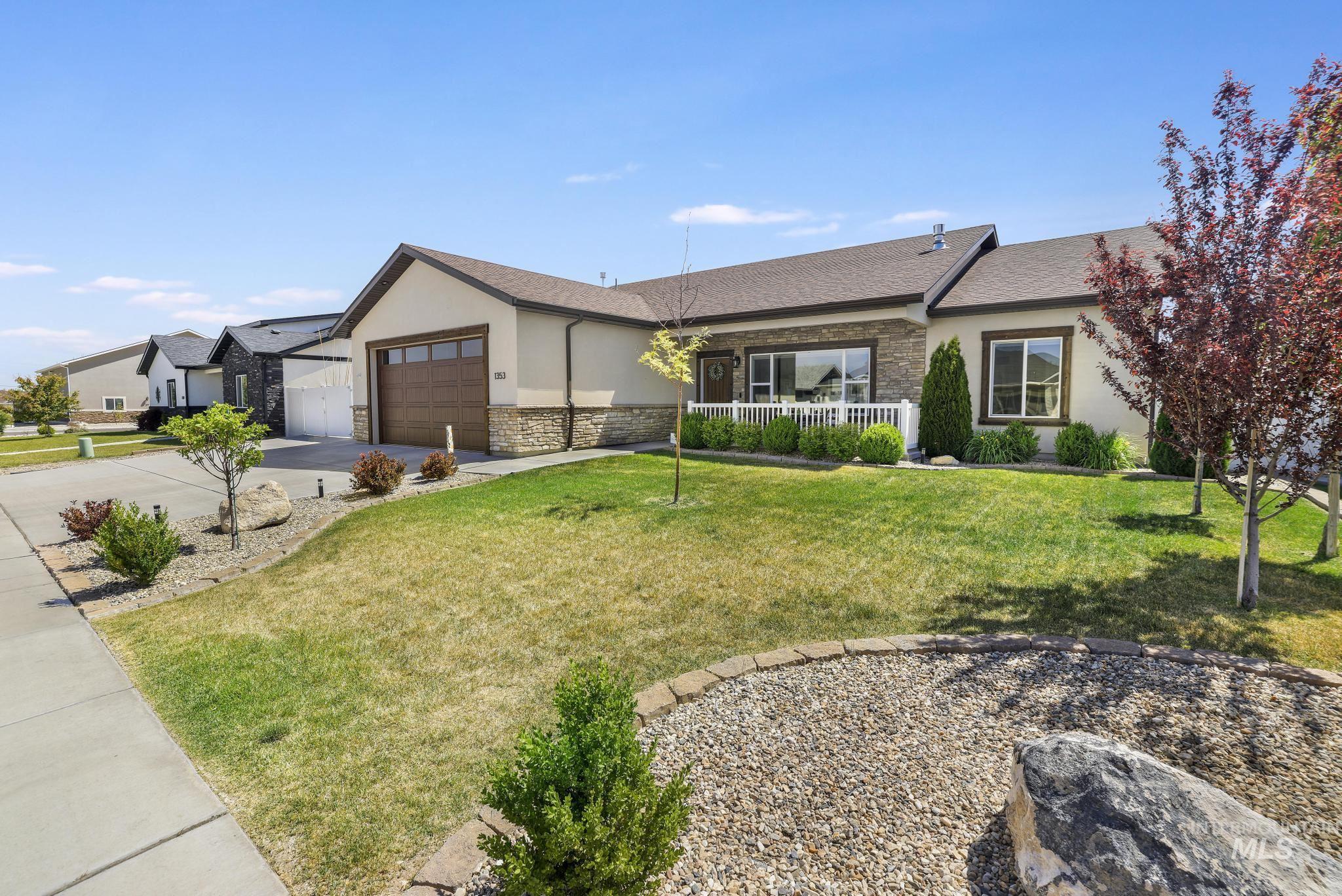 1353a Shelbi Street, Twin Falls, Idaho 83301, 3 Bedrooms, 2 Bathrooms, Residential For Sale, Price $524,900,MLS 98999230