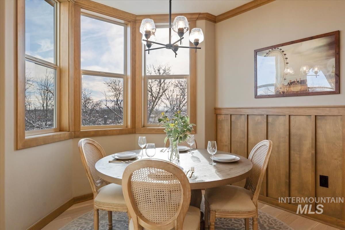 79 E Aikens Street, Eagle, Idaho 83616, 2 Bedrooms, 2 Bathrooms, Residential For Sale, Price $825,000,MLS 98999231