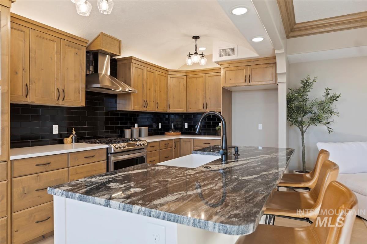 79 E Aikens Street, Eagle, Idaho 83616, 2 Bedrooms, 2 Bathrooms, Residential For Sale, Price $825,000,MLS 98999231