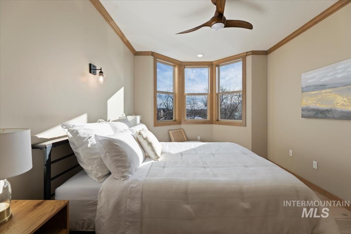 79 E Aikens Street, Eagle, Idaho 83616, 2 Bedrooms, 2 Bathrooms, Residential For Sale, Price $825,000,MLS 98999231