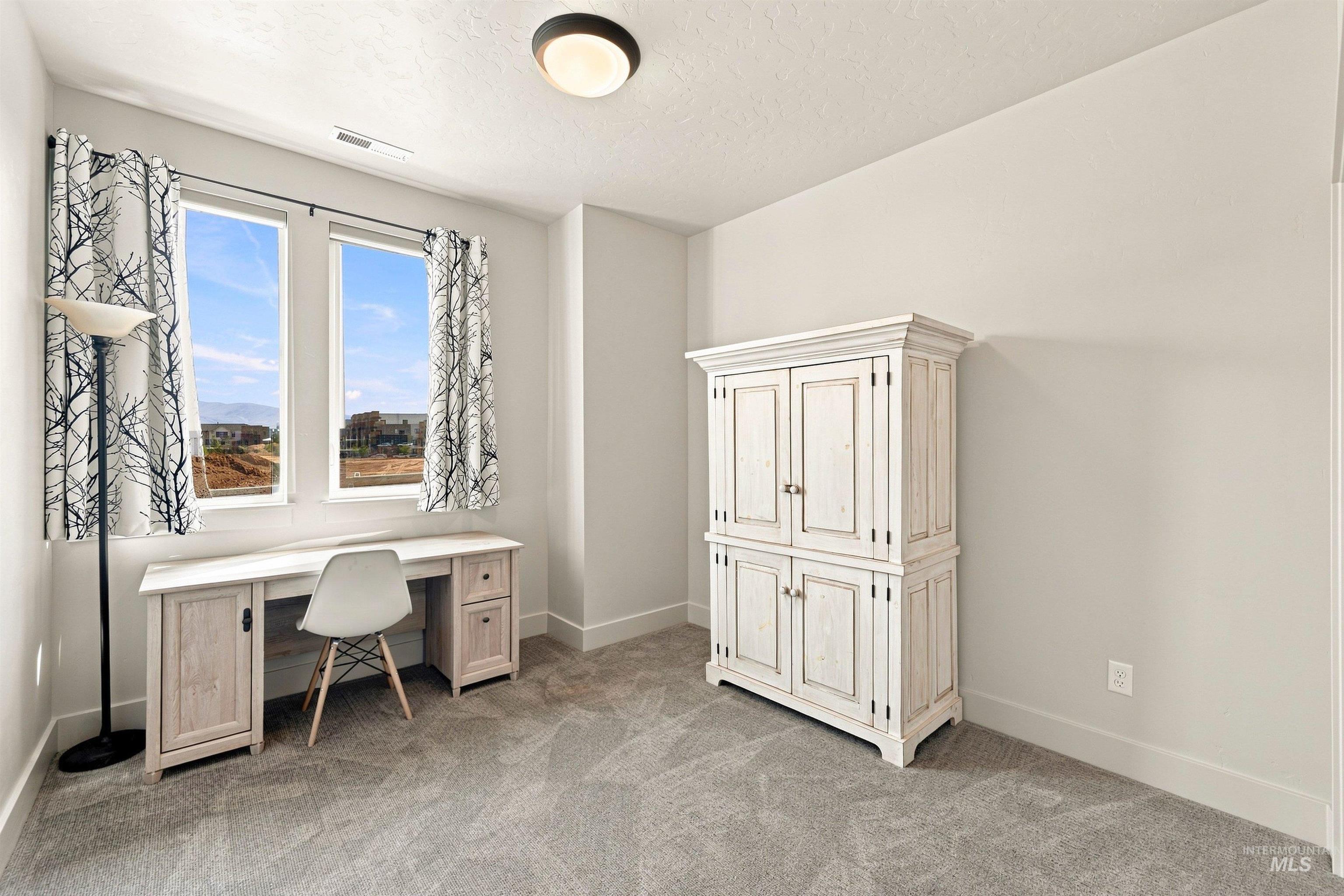 3341 S Old Hickory Way, Boise, Idaho 83716, 3 Bedrooms, 2.5 Bathrooms, Residential For Sale, Price $679,900,MLS 98999234