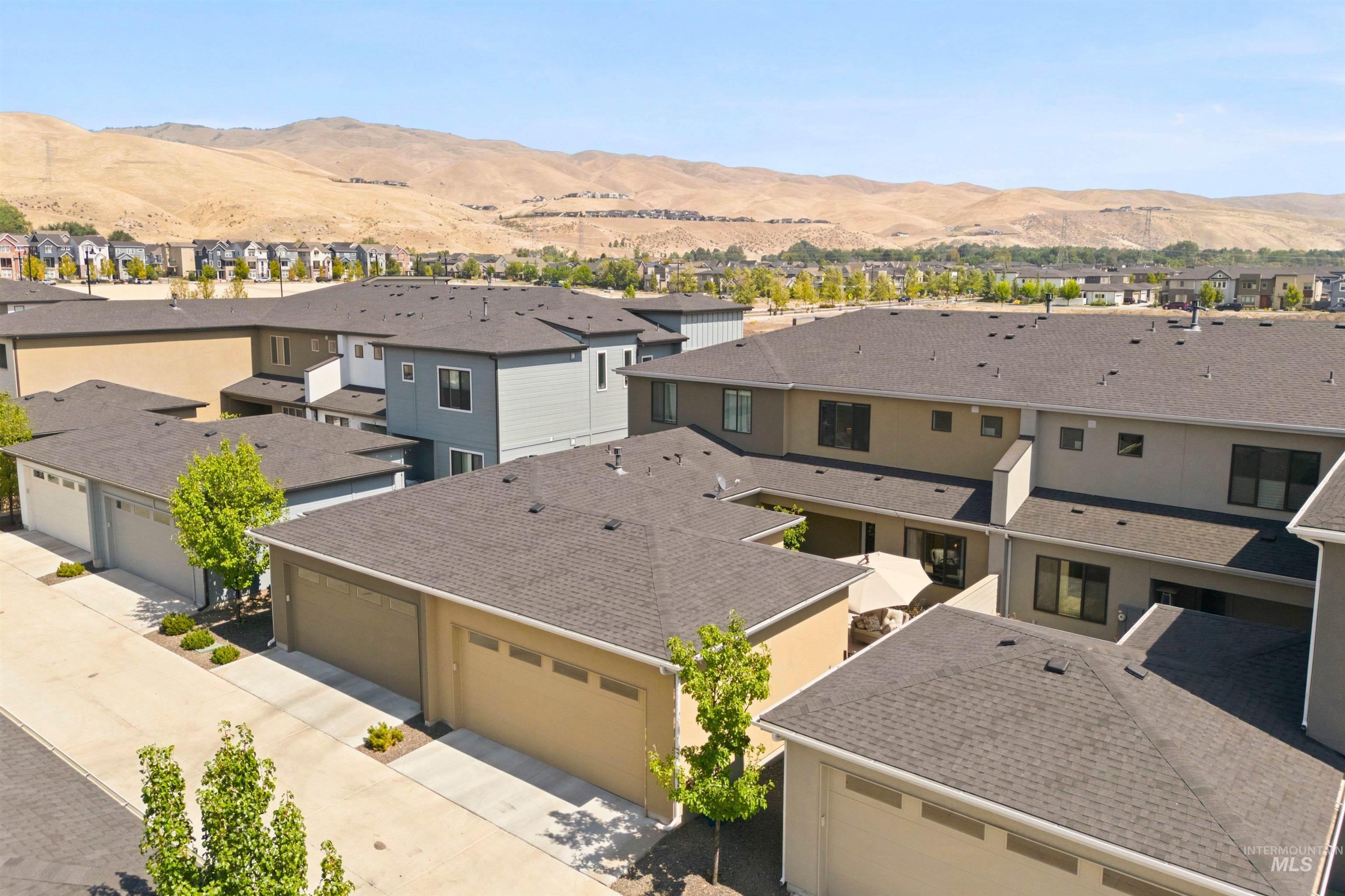 3341 S Old Hickory Way, Boise, Idaho 83716, 3 Bedrooms, 2.5 Bathrooms, Residential For Sale, Price $679,900,MLS 98999234