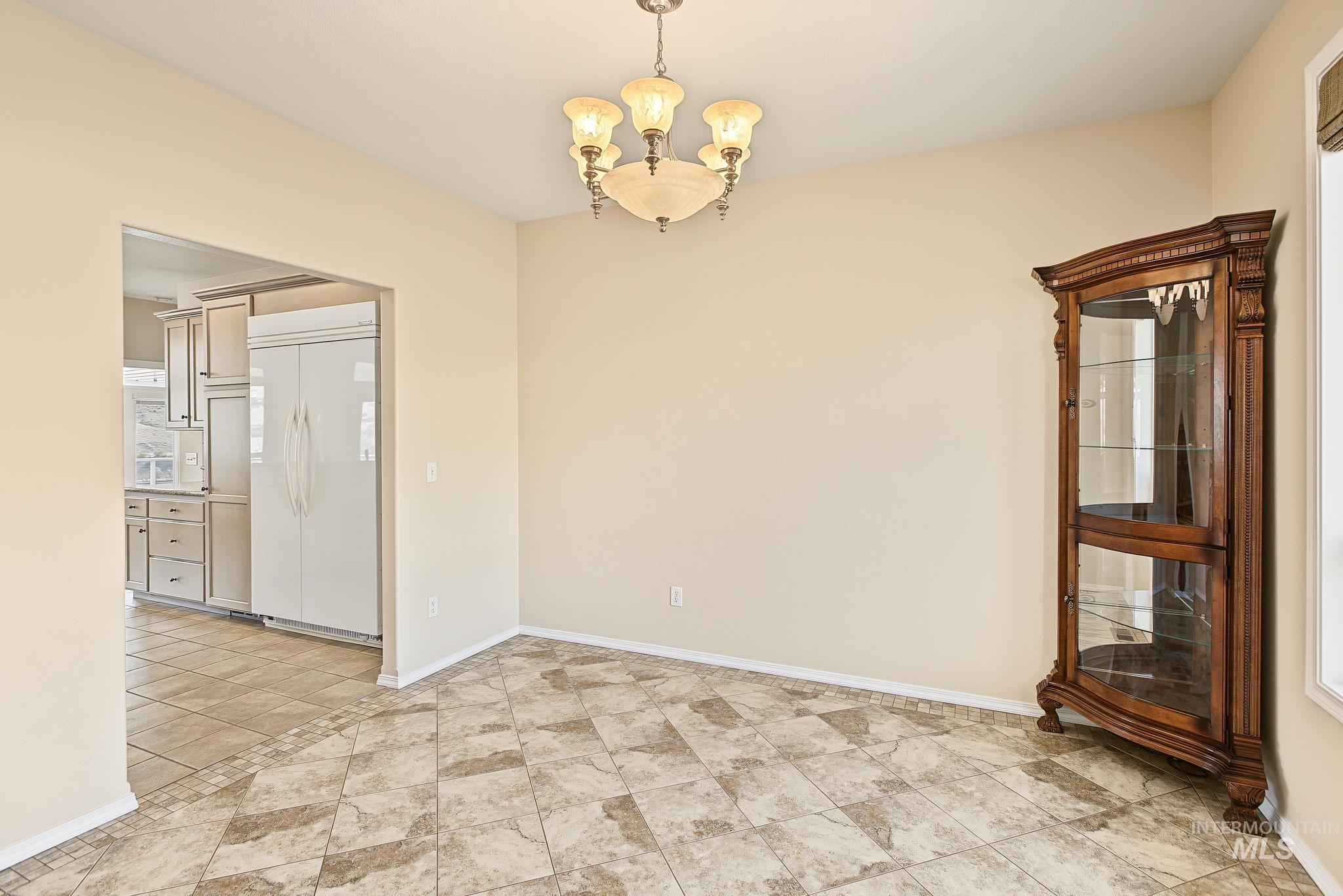 33 Riverpointe Dr., Asotin, Washington 99402, 3 Bedrooms, 2 Bathrooms, Residential For Sale, Price $599,500,MLS 98999244