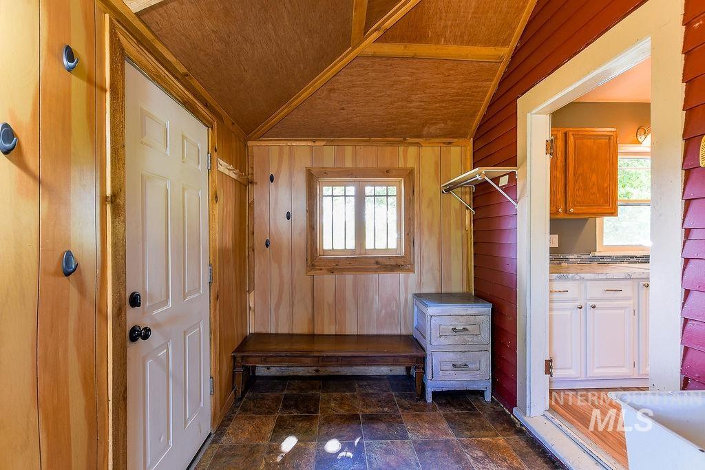 1670 Flannigan Crk Rd, Potlatch, Idaho 83855, 3 Bedrooms, 2 Bathrooms, Residential For Sale, Price $529,000,MLS 98999246