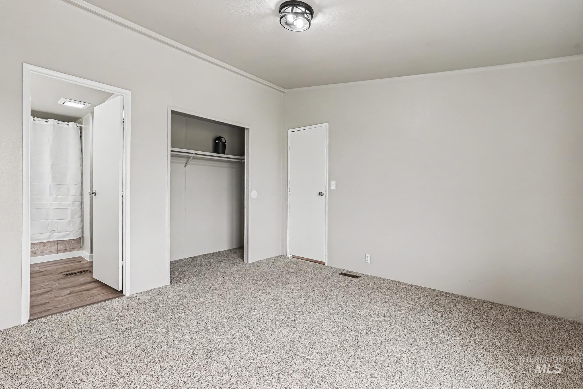 10563 Edgeway Dr, Middleton, Idaho 83644, 3 Bedrooms, 2 Bathrooms, Residential For Sale, Price $329,000,MLS 98999255