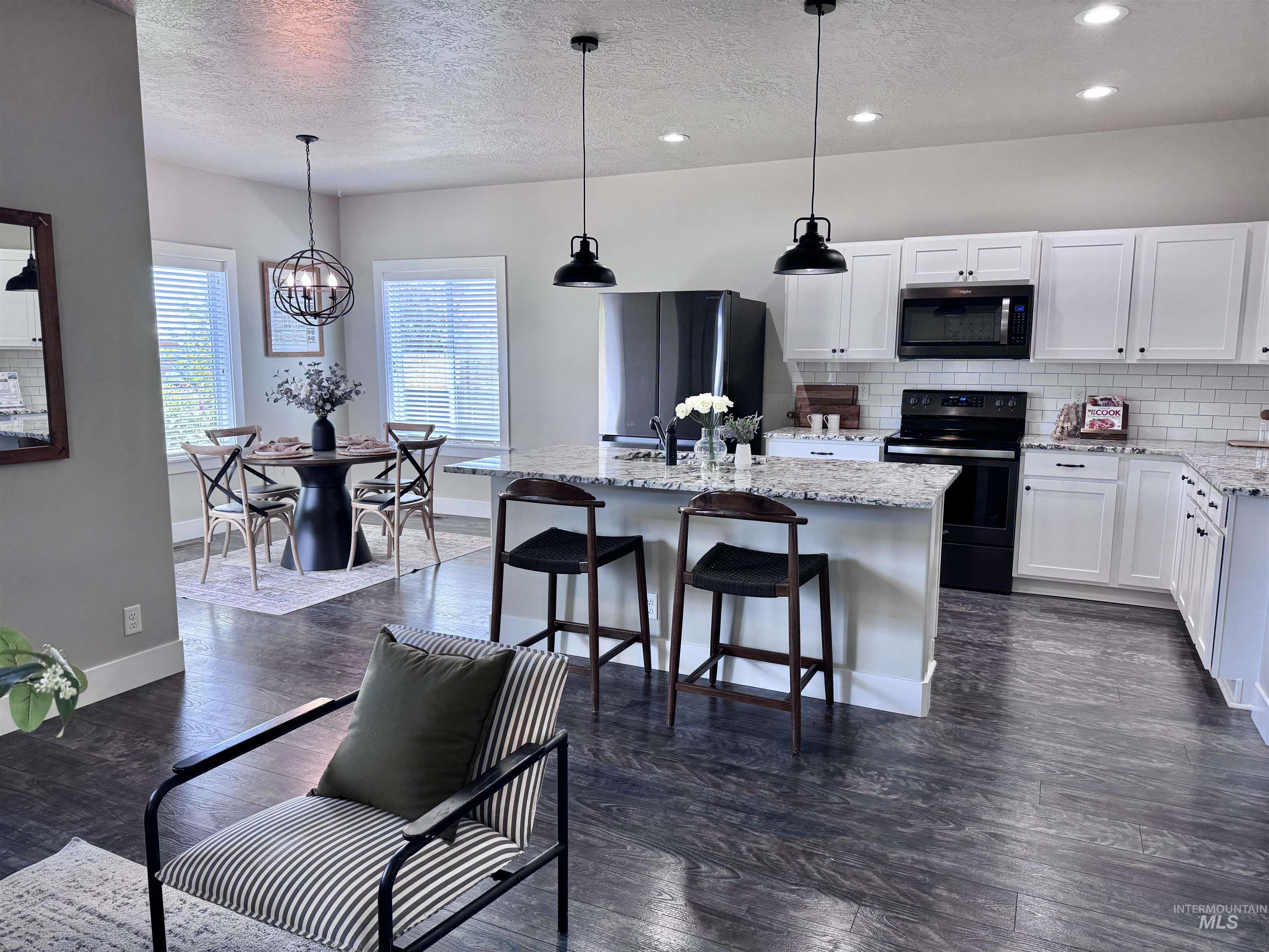 5657 W Song Sparrow St, Boise, Idaho 83714, 4 Bedrooms, 3 Bathrooms, Residential For Sale, Price $540,000,MLS 98999264