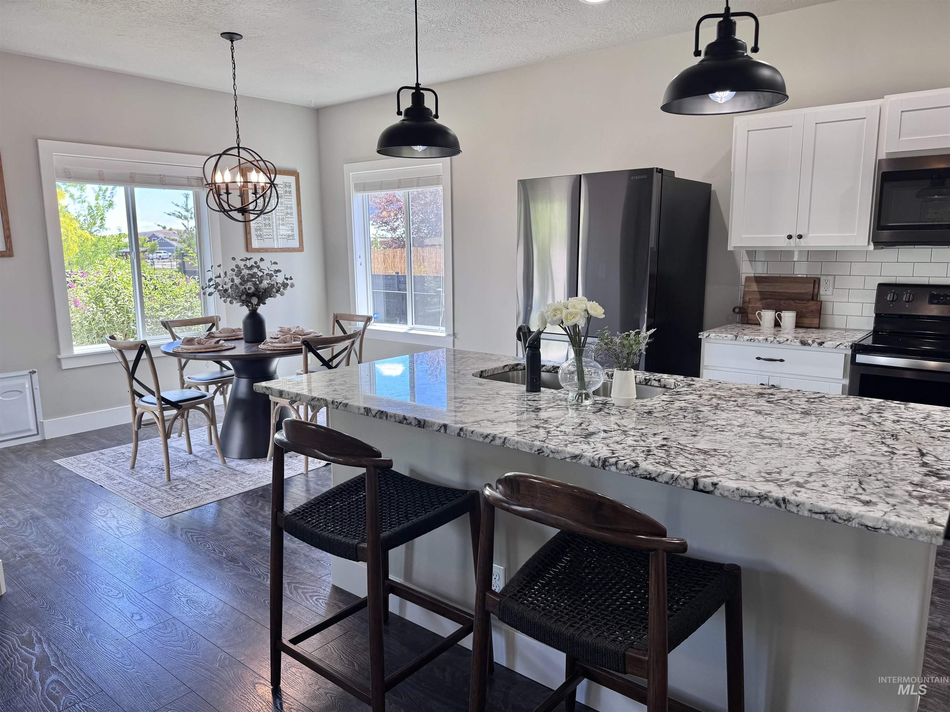 5657 W Song Sparrow St, Boise, Idaho 83714, 4 Bedrooms, 3 Bathrooms, Residential For Sale, Price $540,000,MLS 98999264