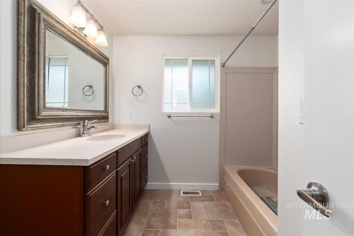 2068 S Crystal Way, Boise, Idaho 83706, 3 Bedrooms, 2 Bathrooms, Residential For Sale, Price $599,000,MLS 98999272