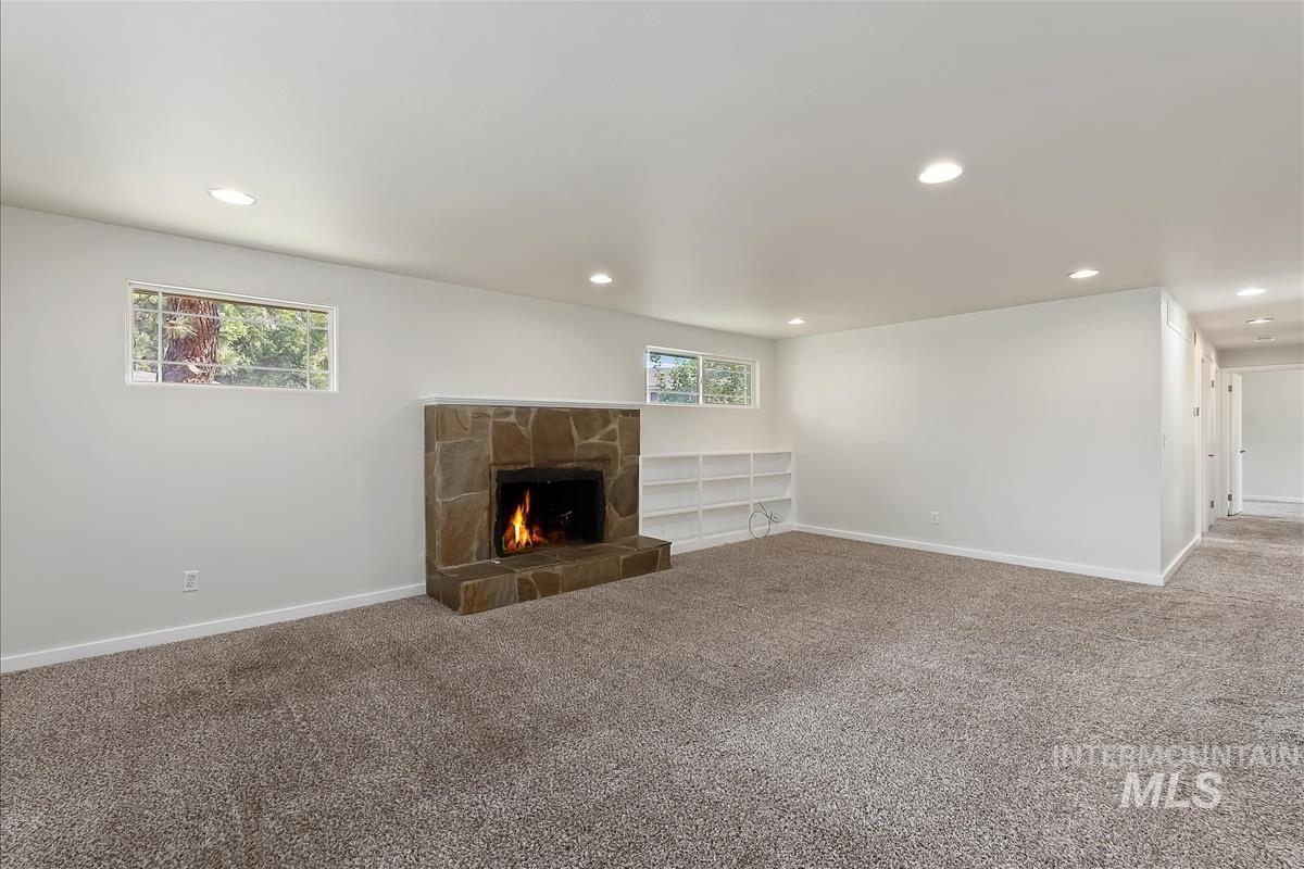 2068 S Crystal Way, Boise, Idaho 83706, 3 Bedrooms, 2 Bathrooms, Residential For Sale, Price $599,000,MLS 98999272
