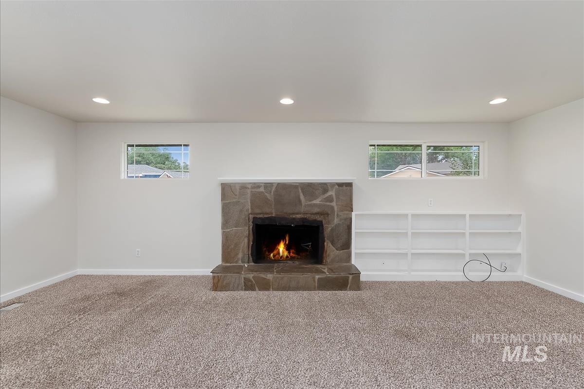 2068 S Crystal Way, Boise, Idaho 83706, 3 Bedrooms, 2 Bathrooms, Residential For Sale, Price $599,000,MLS 98999272