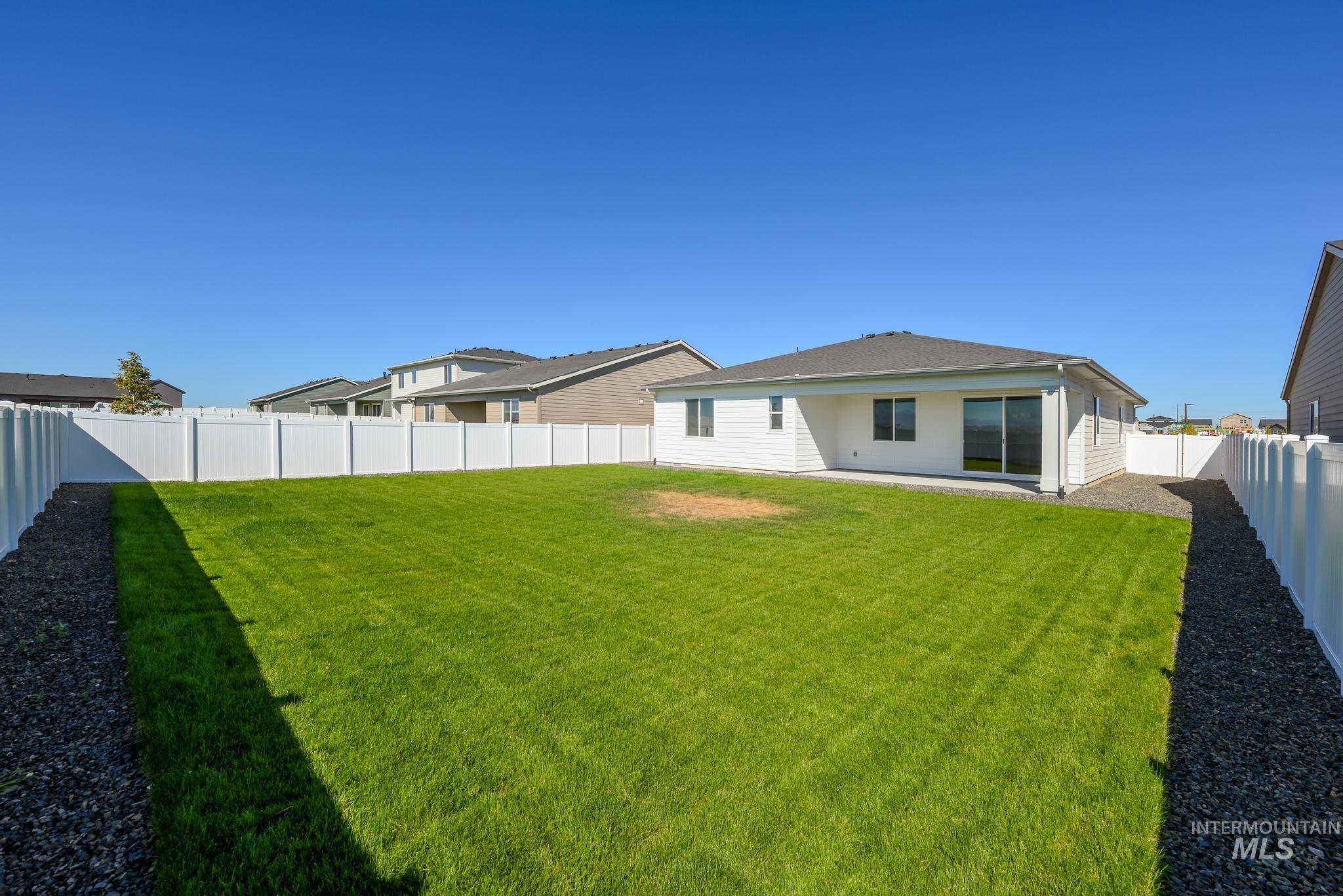 5986 W Snow Currant St, Meridian, Idaho 83646, 3 Bedrooms, 2 Bathrooms, Residential For Sale, Price $539,000,MLS 98999274