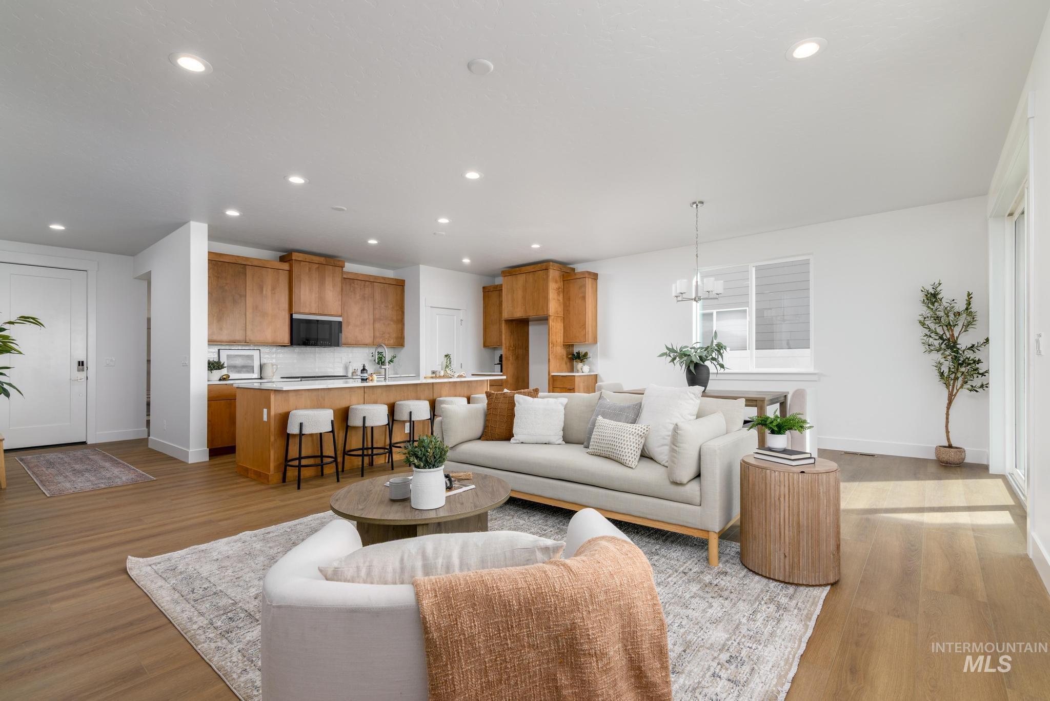5986 W Snow Currant St, Meridian, Idaho 83646, 3 Bedrooms, 2 Bathrooms, Residential For Sale, Price $539,000,MLS 98999274