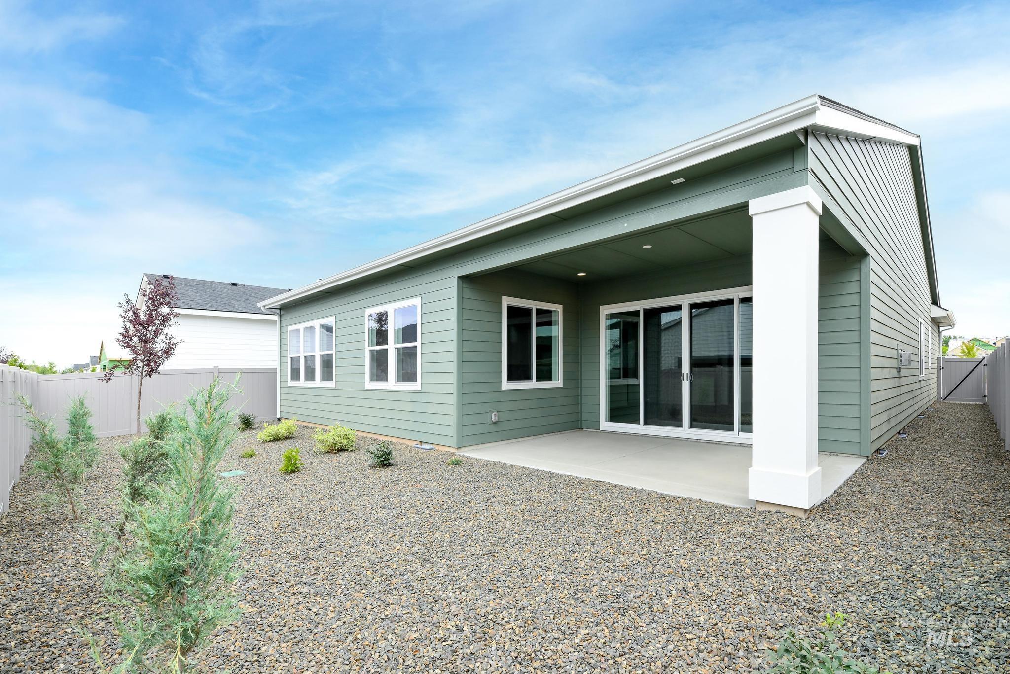 2739 N Oakman Ave, Star, Idaho 83669, 2 Bedrooms, 2.5 Bathrooms, Residential For Sale, Price $689,000,MLS 98999275