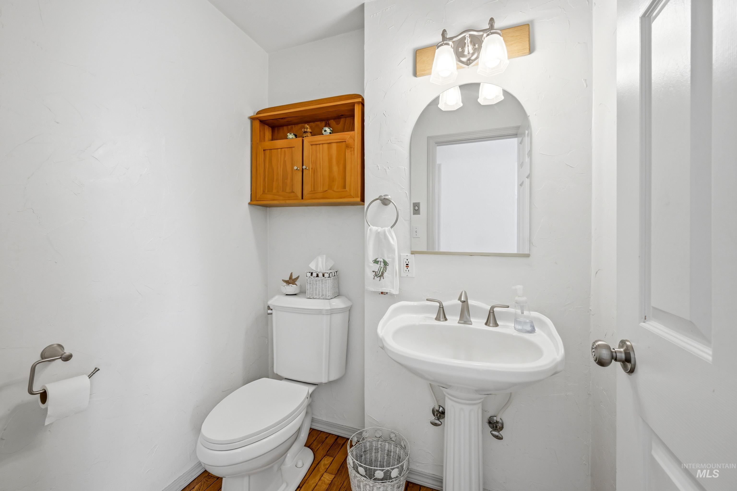 1672 Appaloosa Rd, Moscow, Idaho 83843, 5 Bedrooms, 3.5 Bathrooms, Residential For Sale, Price $720,000,MLS 98999278