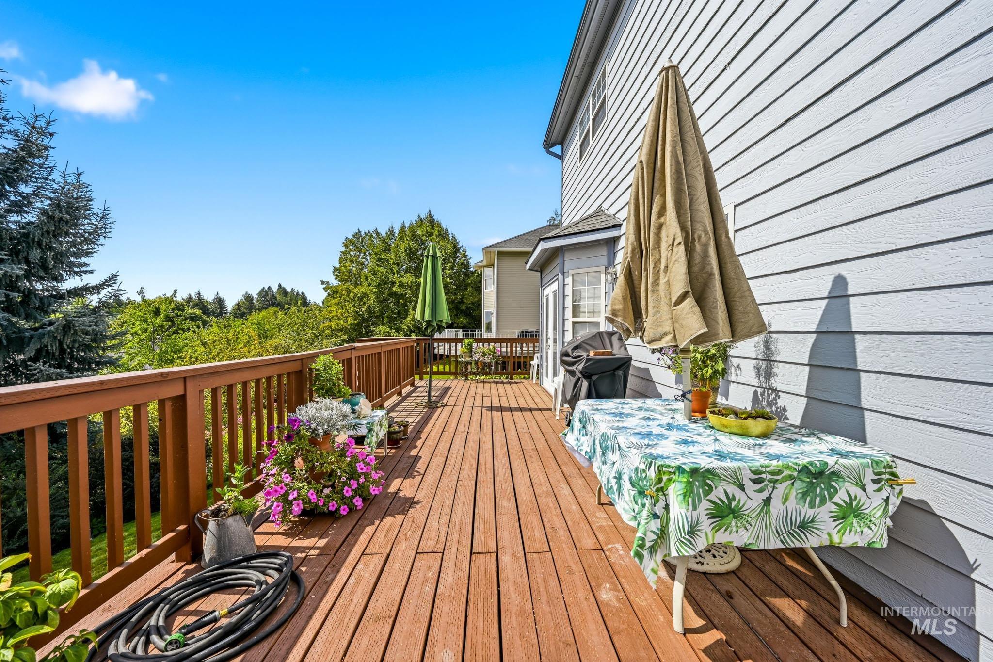 1672 Appaloosa Rd, Moscow, Idaho 83843, 5 Bedrooms, 3.5 Bathrooms, Residential For Sale, Price $720,000,MLS 98999278