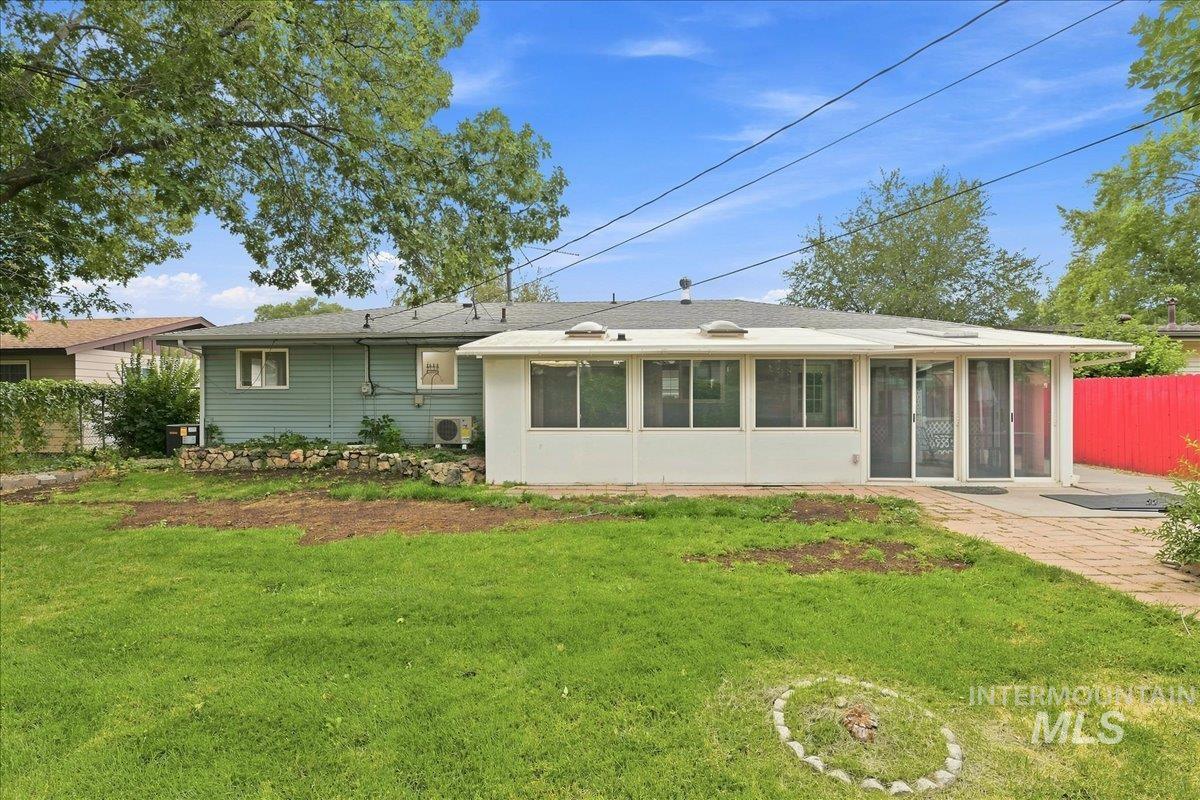 1188 Phelps Dr, Mountain Home, Idaho 83647, 3 Bedrooms, 1.5 Bathrooms, Residential For Sale, Price $249,900,MLS 98999282