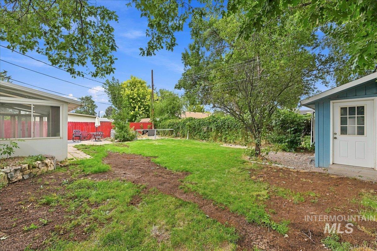1188 Phelps Dr, Mountain Home, Idaho 83647, 3 Bedrooms, 1.5 Bathrooms, Residential For Sale, Price $249,900,MLS 98999282
