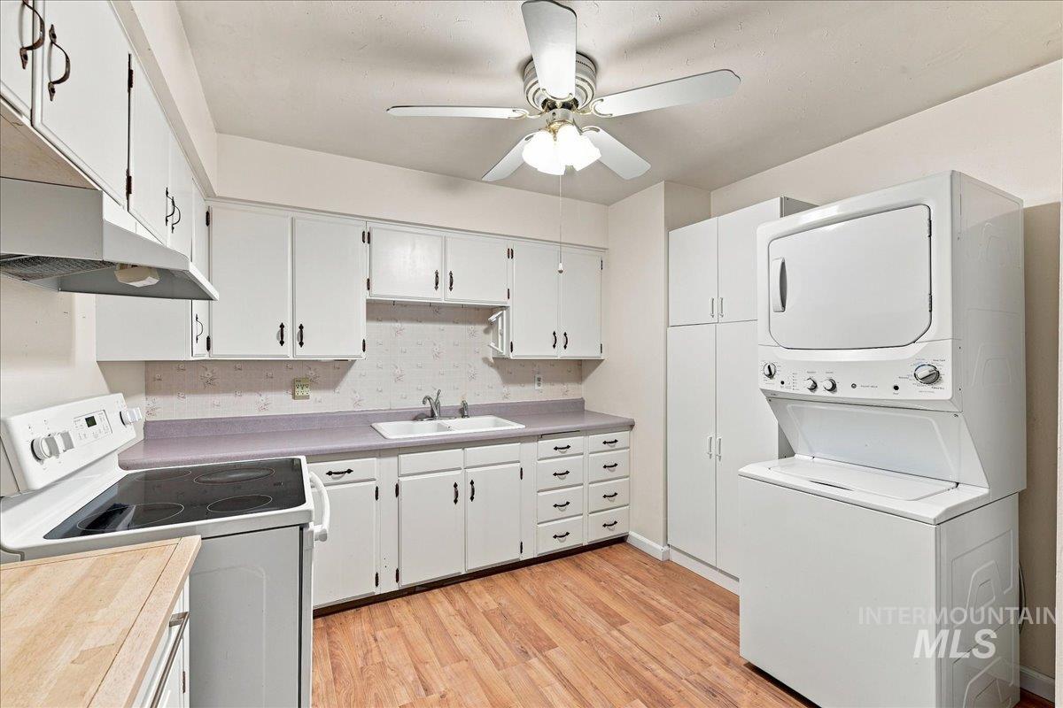 1188 Phelps Dr, Mountain Home, Idaho 83647, 3 Bedrooms, 1.5 Bathrooms, Residential For Sale, Price $249,900,MLS 98999282