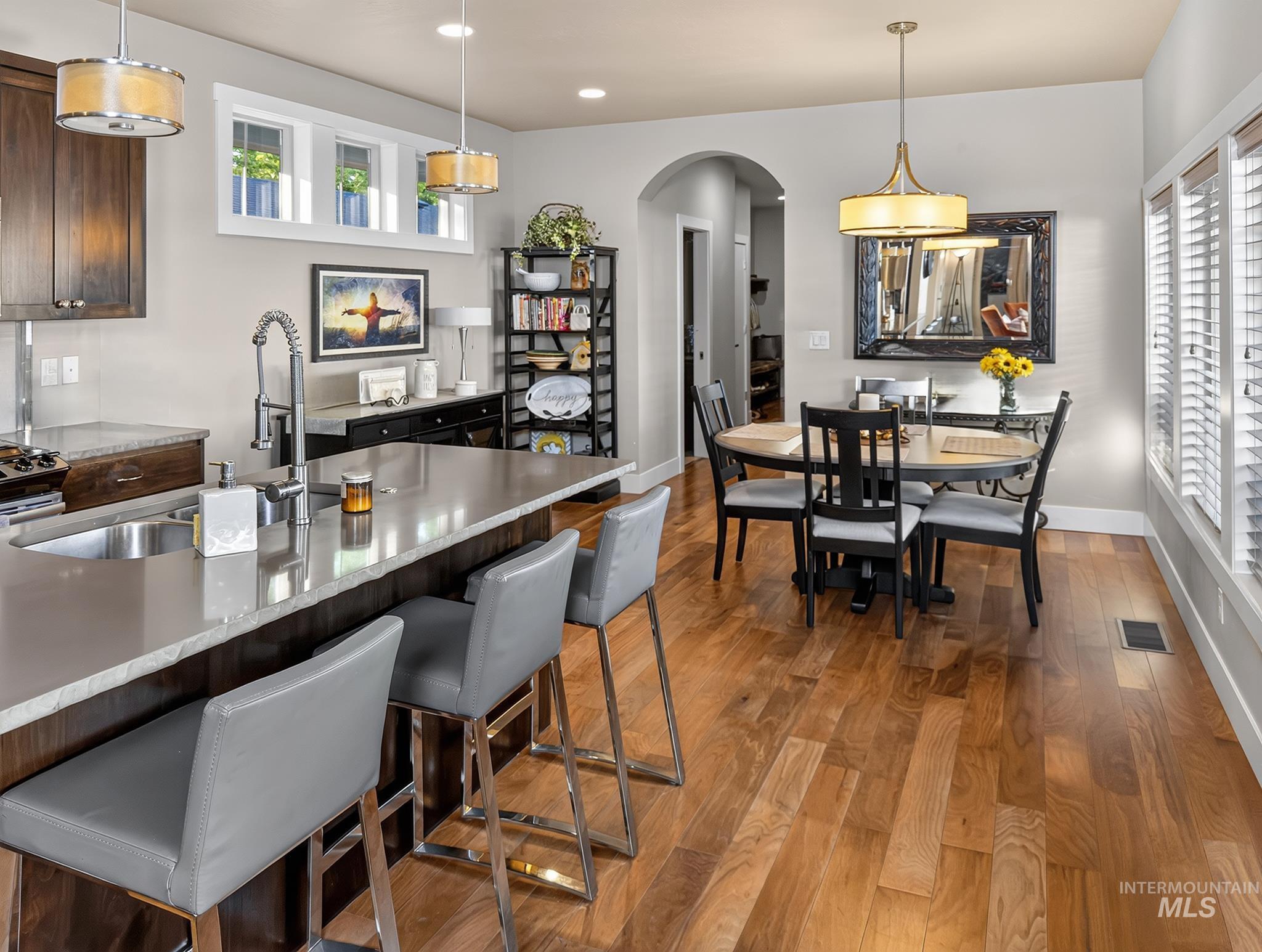 5683 W Hidden Springs, Boise, Idaho 83714, 4 Bedrooms, 4 Bathrooms, Residential For Sale, Price $765,000,MLS 98999292