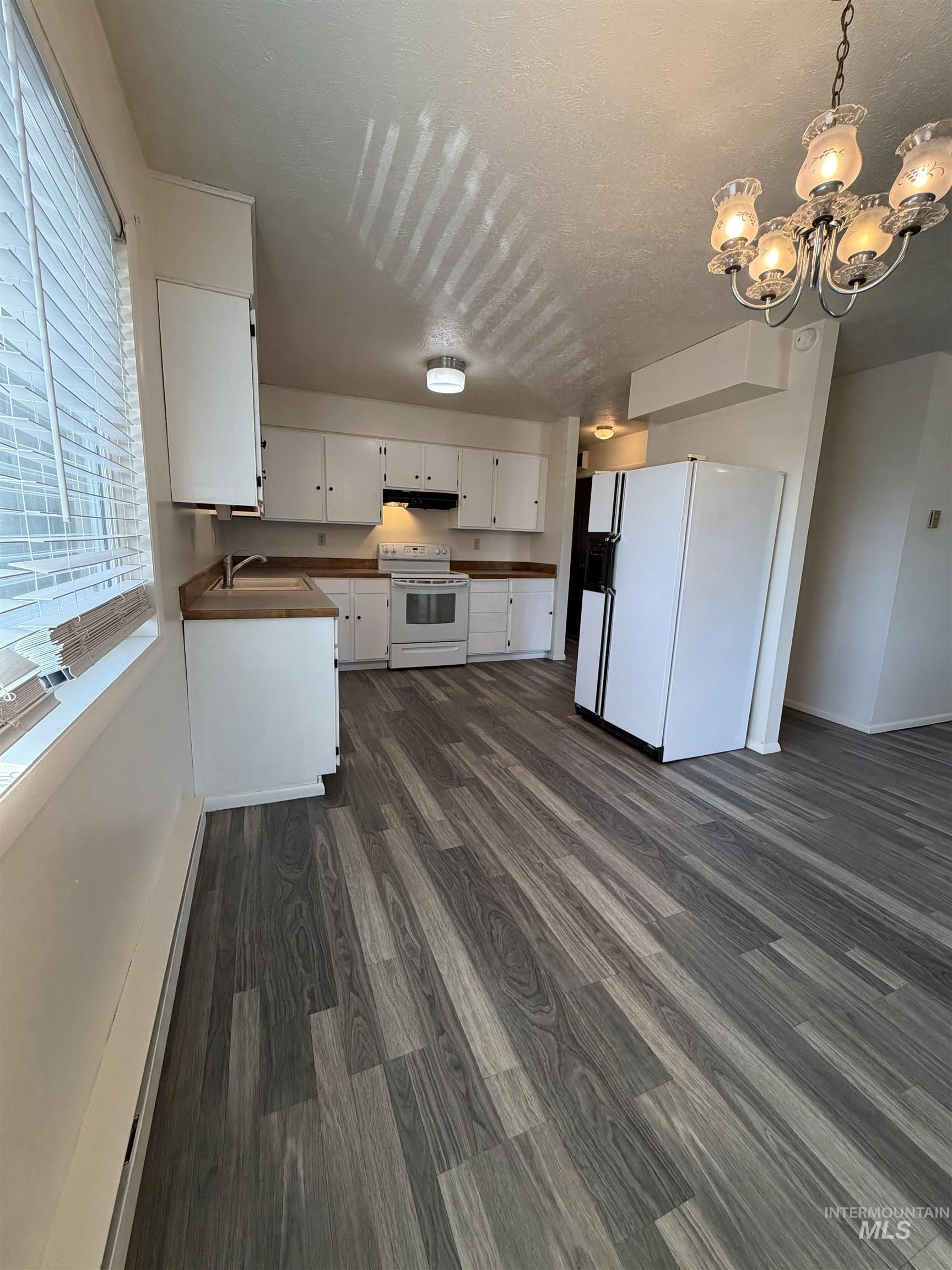 2643 Burton Ave, Burley, Idaho 83318, 2 Bedrooms, 1 Bathroom, Residential For Sale, Price $239,000,MLS 98999298