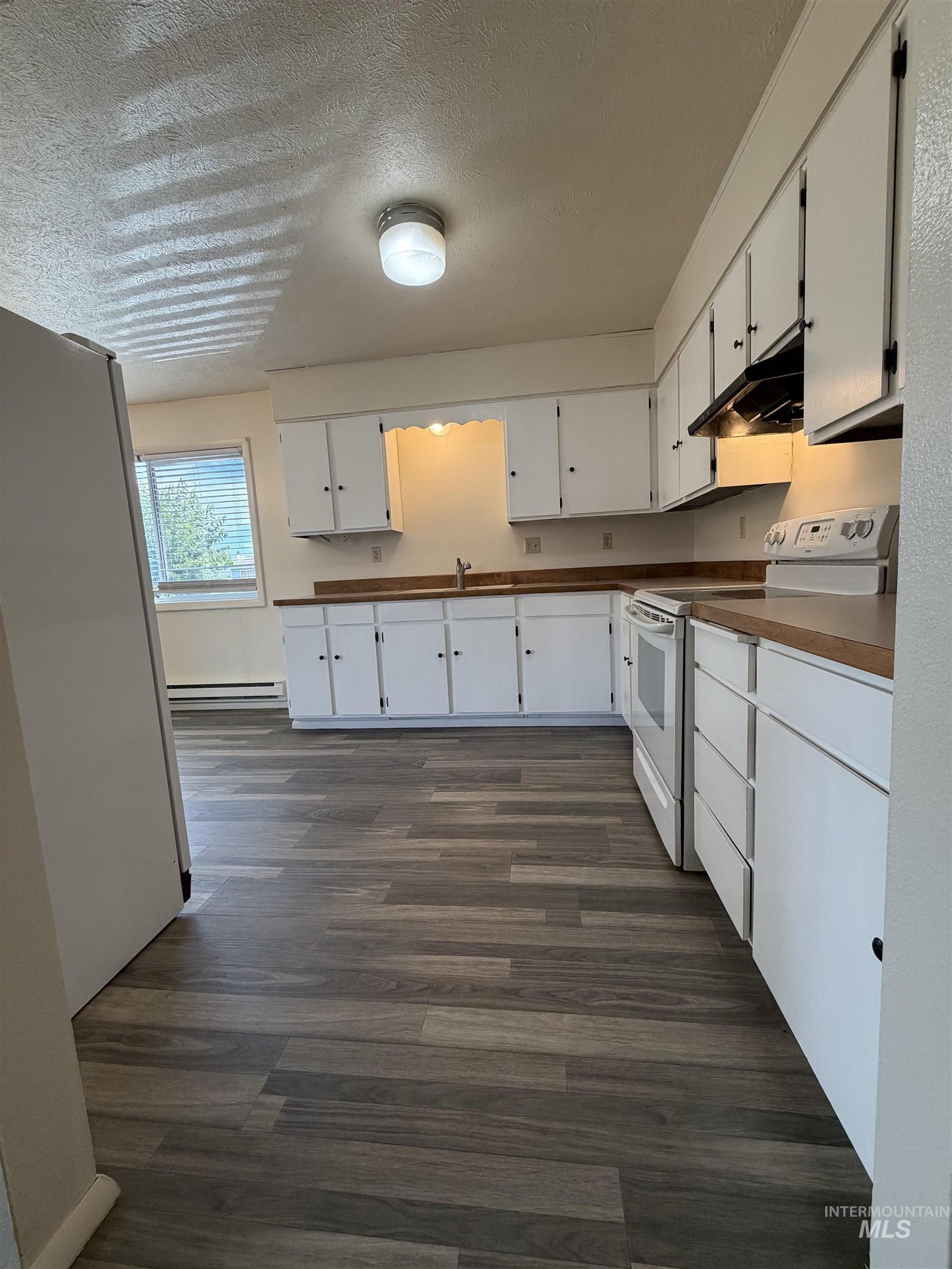 2643 Burton Ave, Burley, Idaho 83318, 2 Bedrooms, 1 Bathroom, Residential For Sale, Price $239,000,MLS 98999298