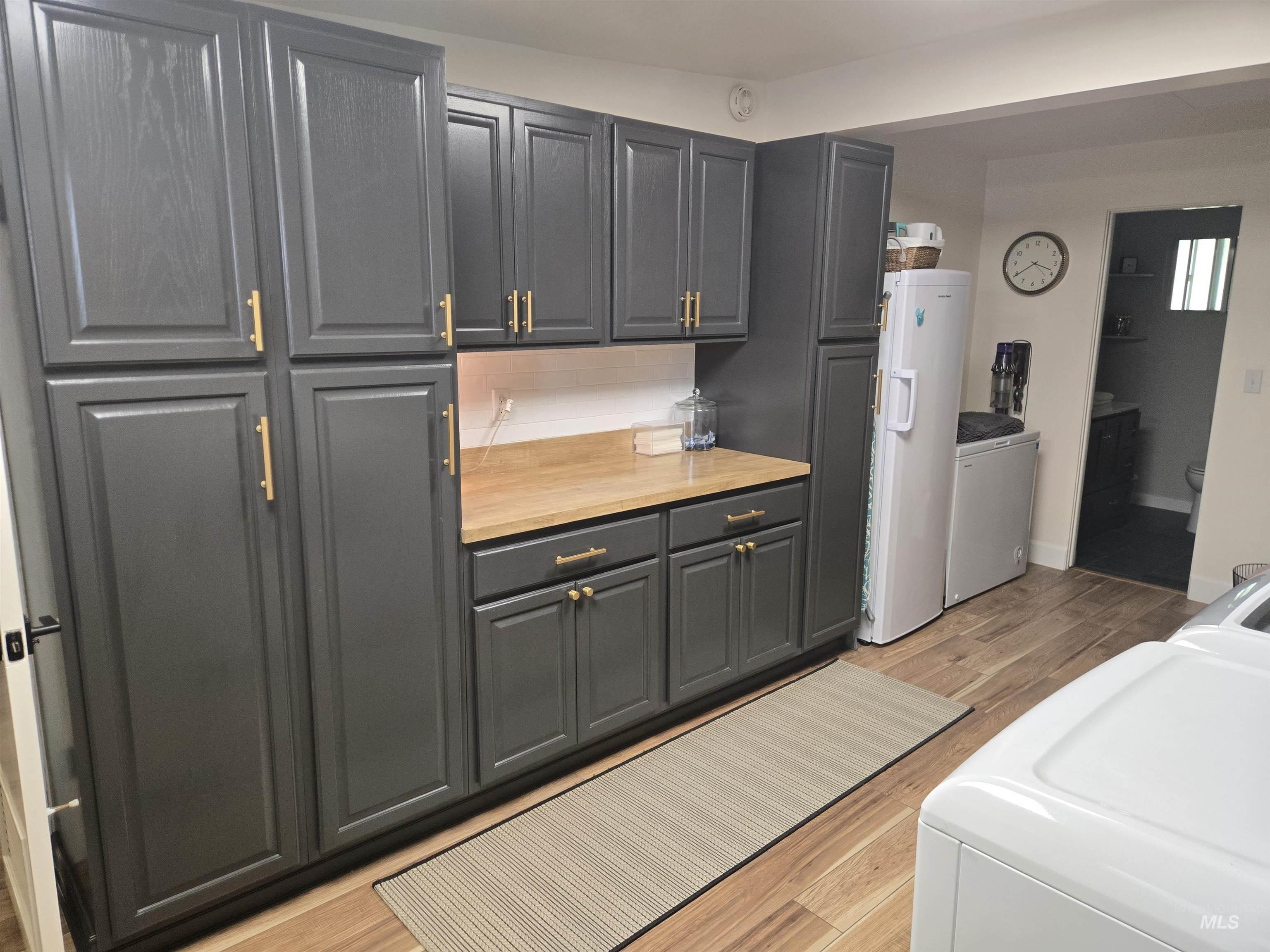 733 Greenwood Drive, Twin Falls, Idaho 83301, 3 Bedrooms, 3 Bathrooms, Residential For Sale, Price $429,000,MLS 98999302