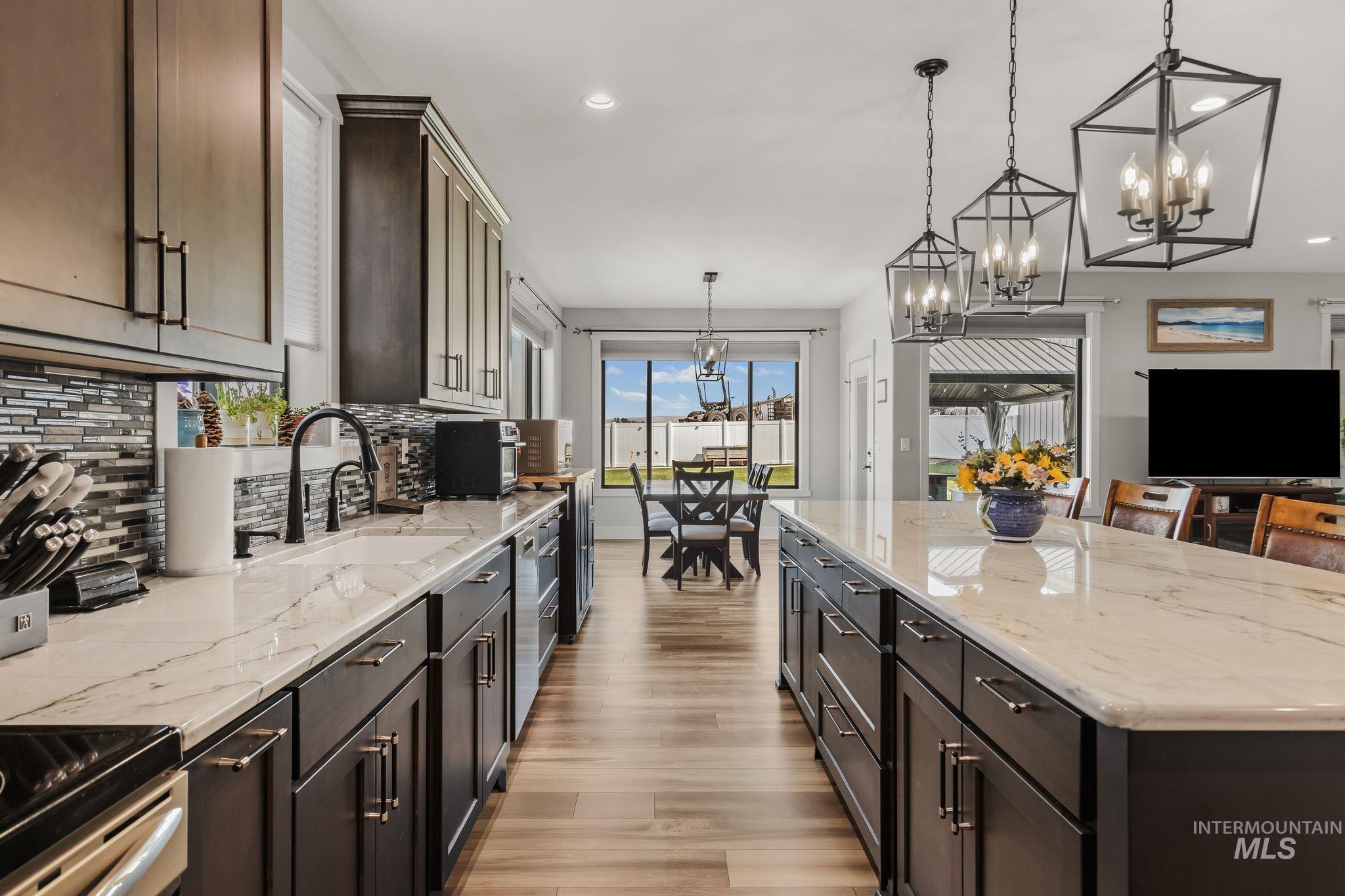 3745 Skyview Drive, Lewiston, Idaho 83501, 3 Bedrooms, 3 Bathrooms, Residential For Sale, Price $905,000, 98999309